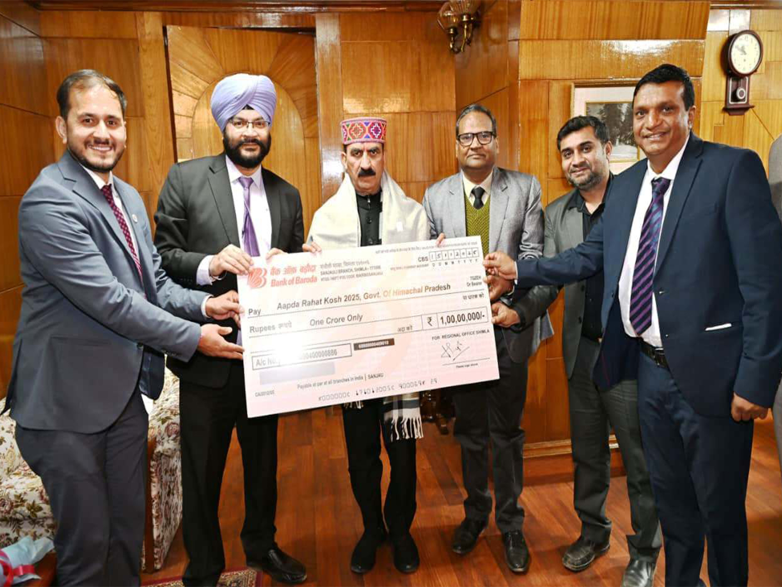 Bank of Baroda contributes one crore to Aapda Rahat Kosh of Himachal Pradesh (Photo/Himachal CMO) Bank of Baroda contributes one crore to Aapda Rahat Kosh of Himachal Pradesh (Photo/Himachal CMO)