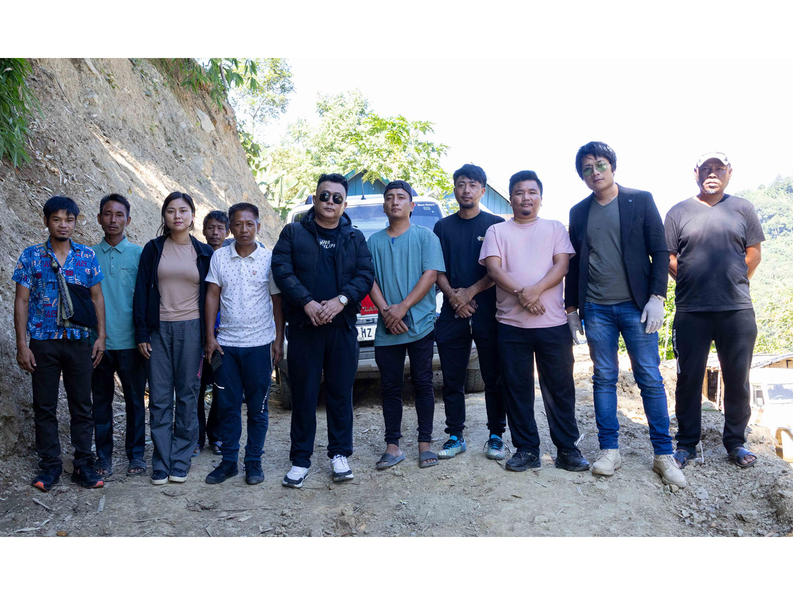 Lawngtlai DC visits waterborne disease-affected areas (Photo/ANI) Lawngtlai DC visits waterborne disease-affected areas (Photo/ANI)