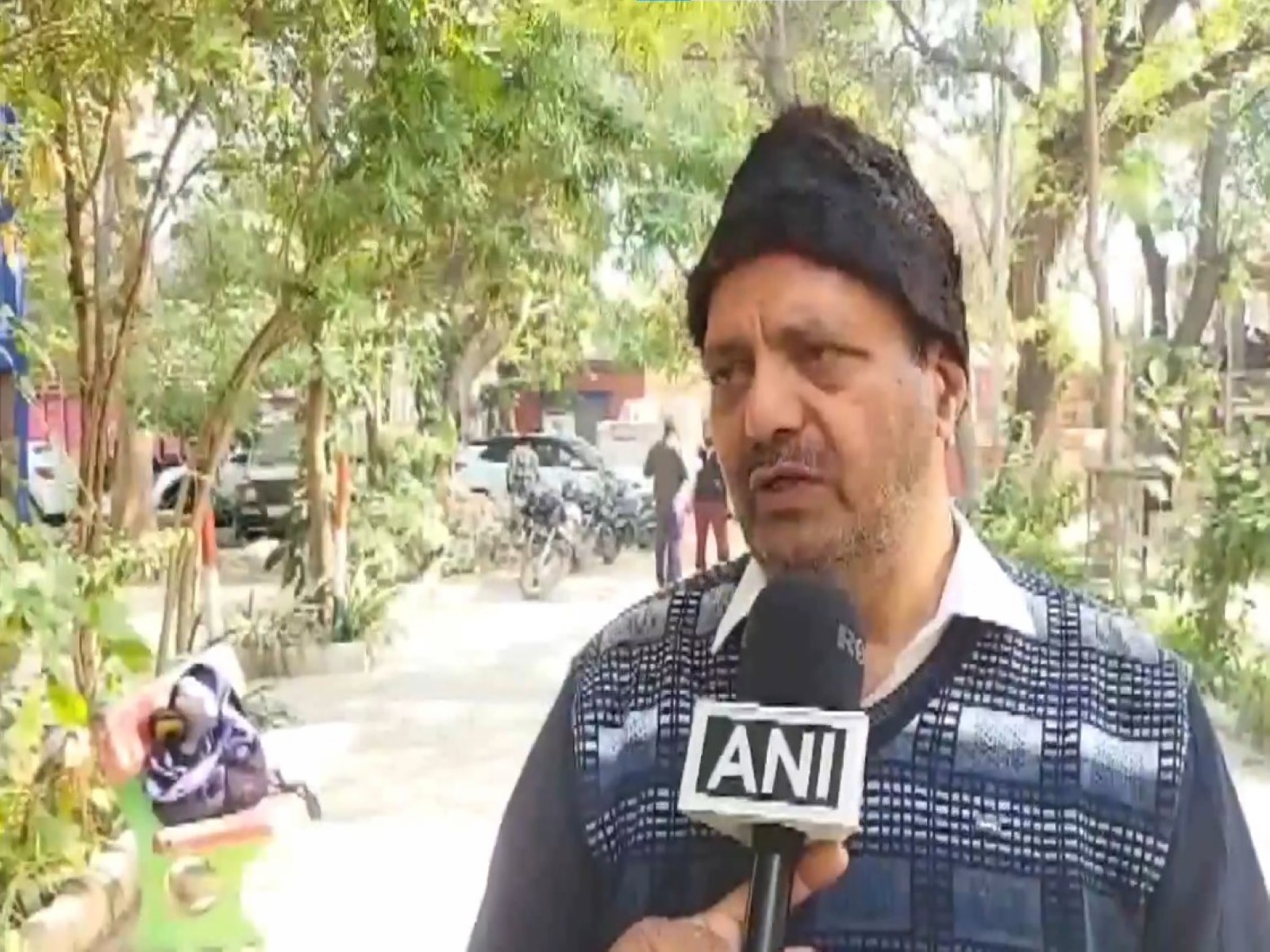 A relative of Naveen Arora (Photo/ANI) A relative of Naveen Arora (Photo/ANI)