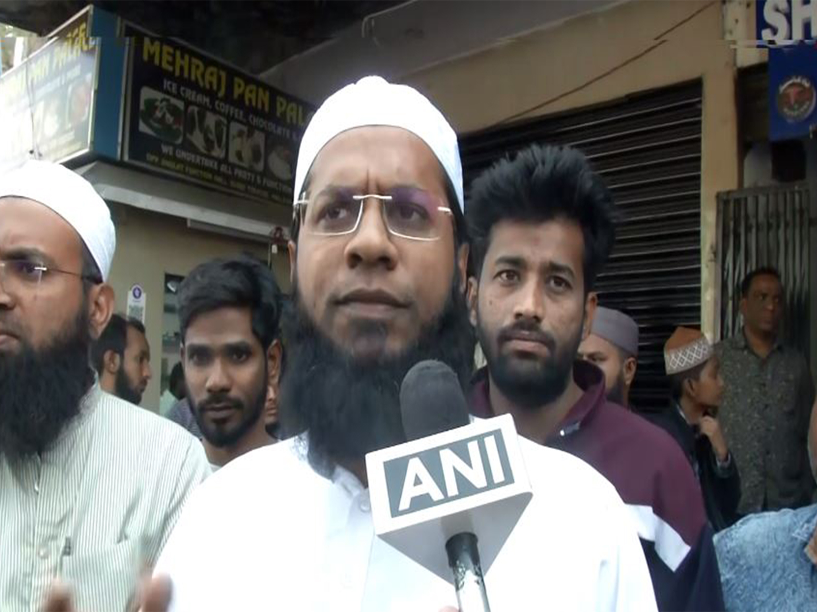 Hyderabad resident Mufti Asifullah Qasmi (Photo/ANI) Hyderabad resident Mufti Asifullah Qasmi (Photo/ANI)