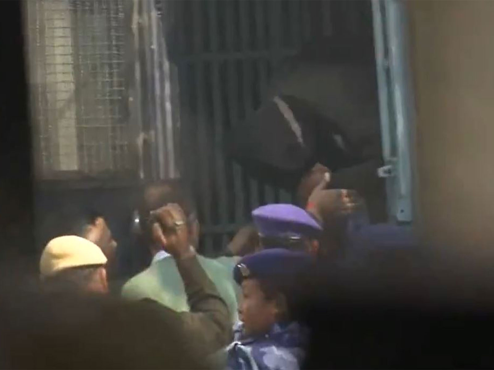 NIA-arrested accused Amir Rashid Ali produced before Patiala House Court in Delhi terror blast case (Photo/ANI) NIA-arrested accused Amir Rashid Ali produced before Patiala House Court in Delhi terror blast case (Photo/ANI)