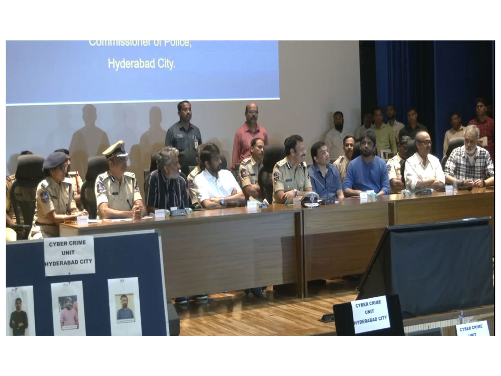 Hyderabad Commissioner of Police VC Sajjanar along with Akkineni Nagarjuna, Chiranjeevi, Rajamouli And Telangana Film Development Corporation Chairman Dil Raju(Image source/ANI) Hyderabad Commissioner of Police VC Sajjanar along with Akkineni Nagarjuna, Chiranjeevi, Rajamouli And Telangana Film Development Corporation Chairman Dil Raju(Image source/ANI)