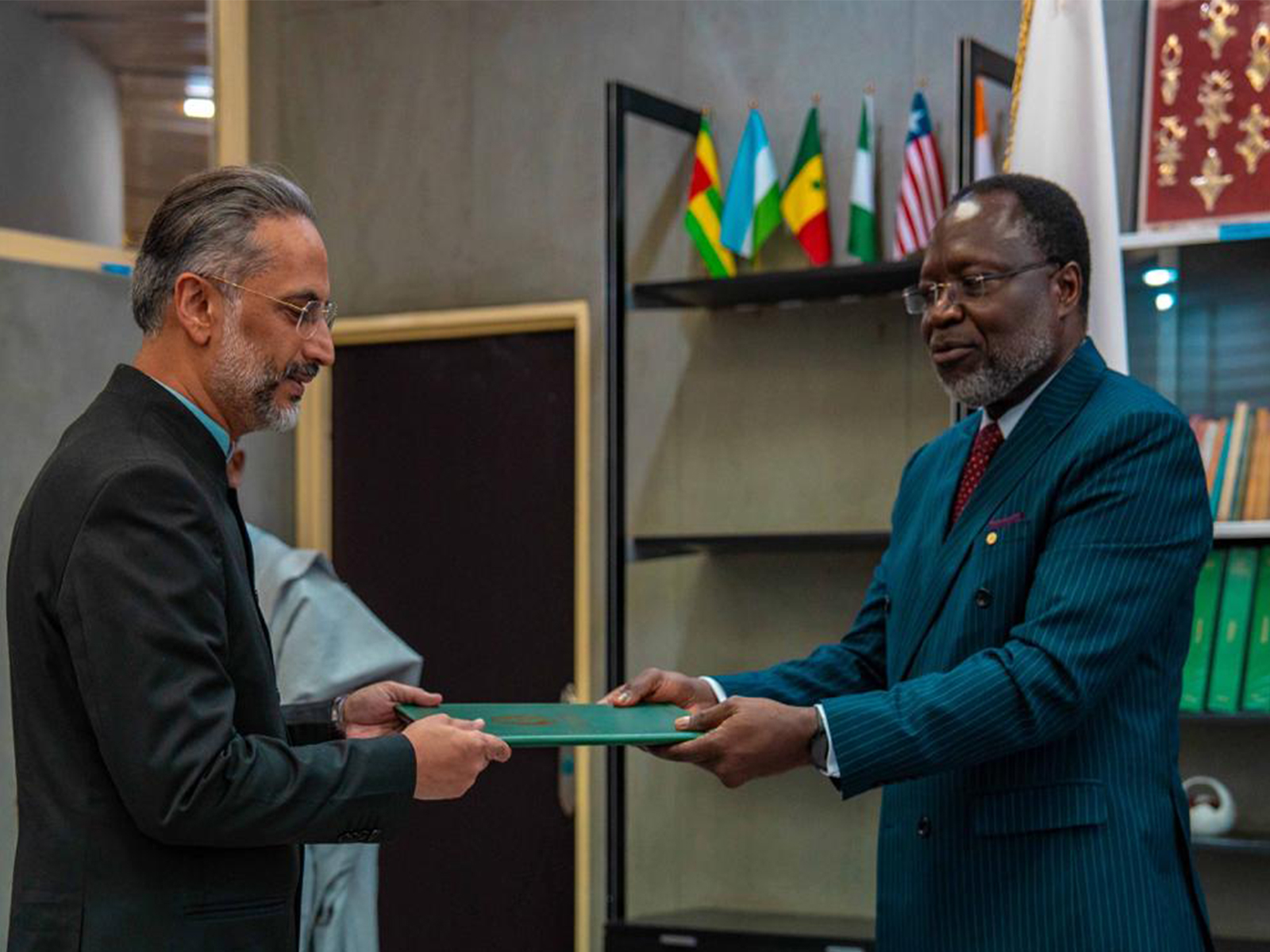High Commissioner Abhishek Singh presenting his Letter of Credence to the President of ECOWAS Commission Dr Omar Alieu Touray (Photo/Indian High Commission)) High Commissioner Abhishek Singh presenting his Letter of Credence to the President of ECOWAS Commission Dr Omar Alieu Touray (Photo/Indian High Commission))