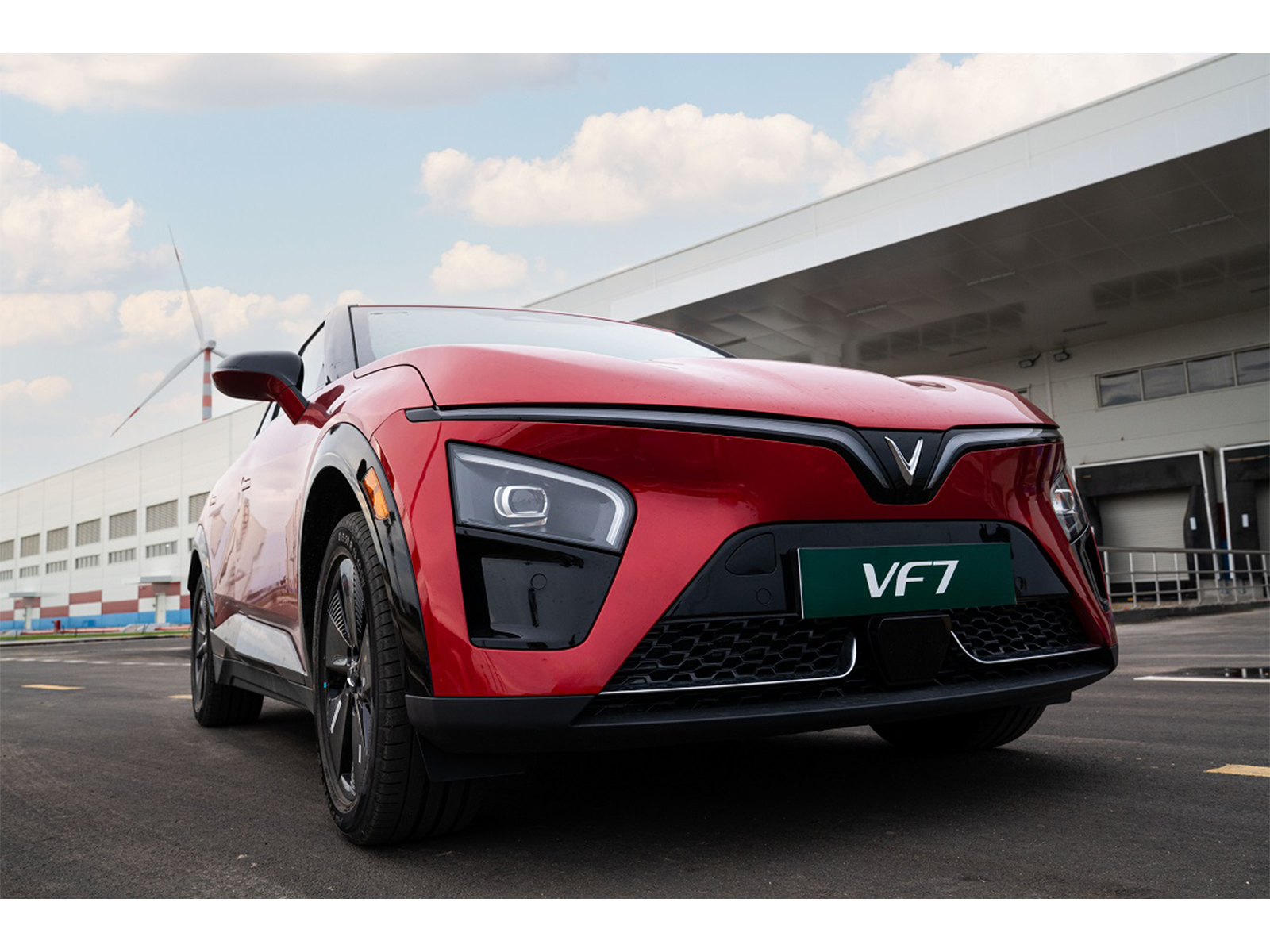 India has only recently welcomed the VF 7, but local reviews already show favorable feedback India has only recently welcomed the VF 7, but local reviews already show favorable feedback