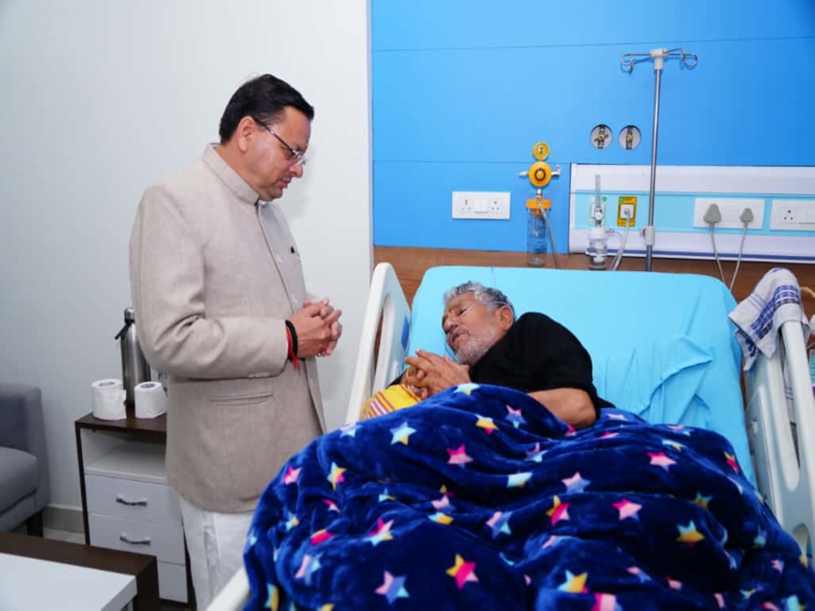 Uttarakhand CM visited hospital to meet UKD leader Diwakar Bhatt (Photo/ANI)