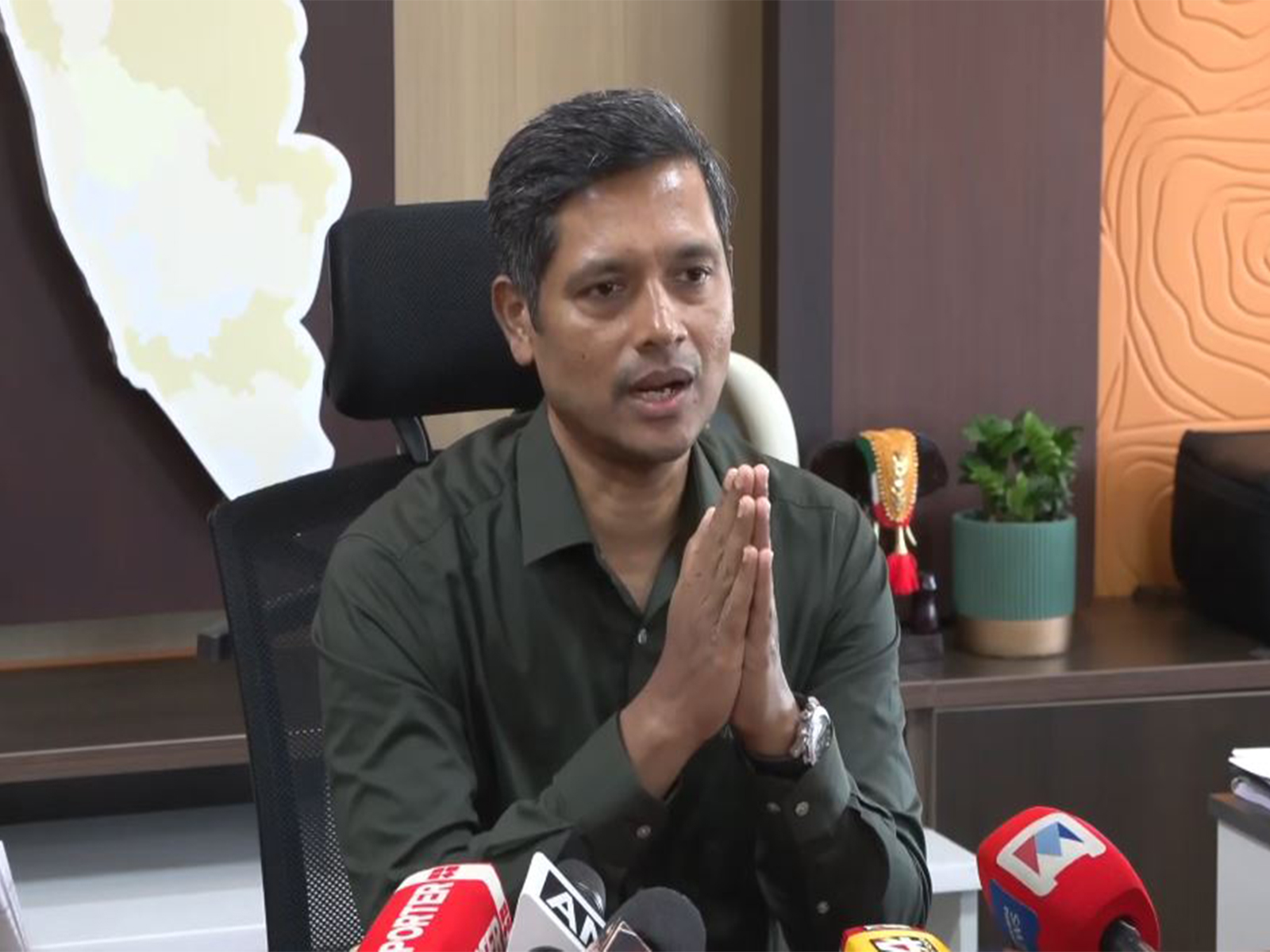 Chief Electoral Officer, Ratan U. Kelkar (Photo/ANI) Chief Electoral Officer, Ratan U. Kelkar (Photo/ANI)