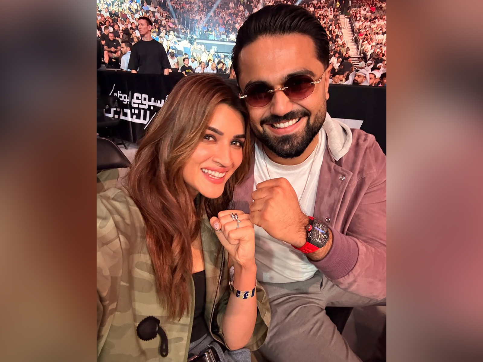 Kriti Sanon with Kabir Bahia (Photo/Instagram@kritisanon)