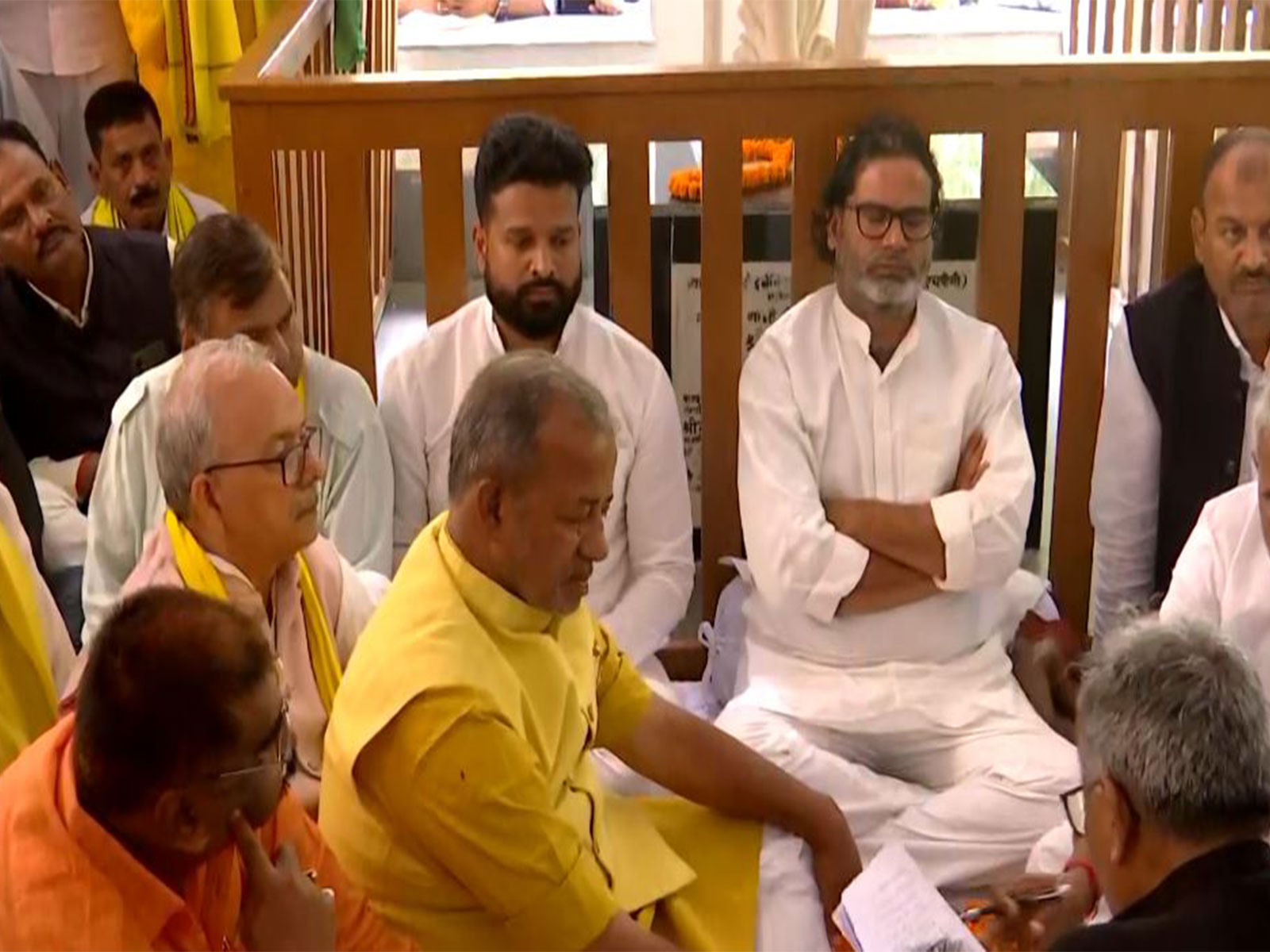 Jan Suraaj founder Prashant Kishor hold silent introspection along with party leaders (Photo/ANI) Jan Suraaj founder Prashant Kishor hold silent introspection along with party leaders (Photo/ANI)