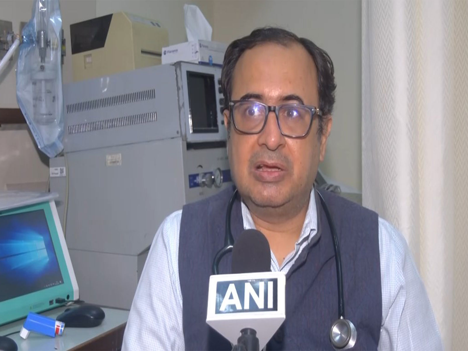Doctor Avi Kumar, a senior Pulmonology consultant at Fortis Escorts hospital (Photo/ANI) Doctor Avi Kumar, a senior Pulmonology consultant at Fortis Escorts hospital (Photo/ANI)