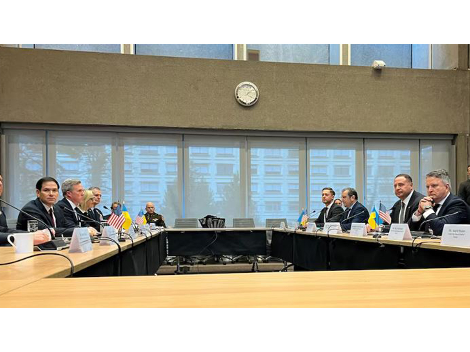 United States, Ukraine hold talks on peace framework in Geneva (Photo/Reuters) United States, Ukraine hold talks on peace framework in Geneva (Photo/Reuters)