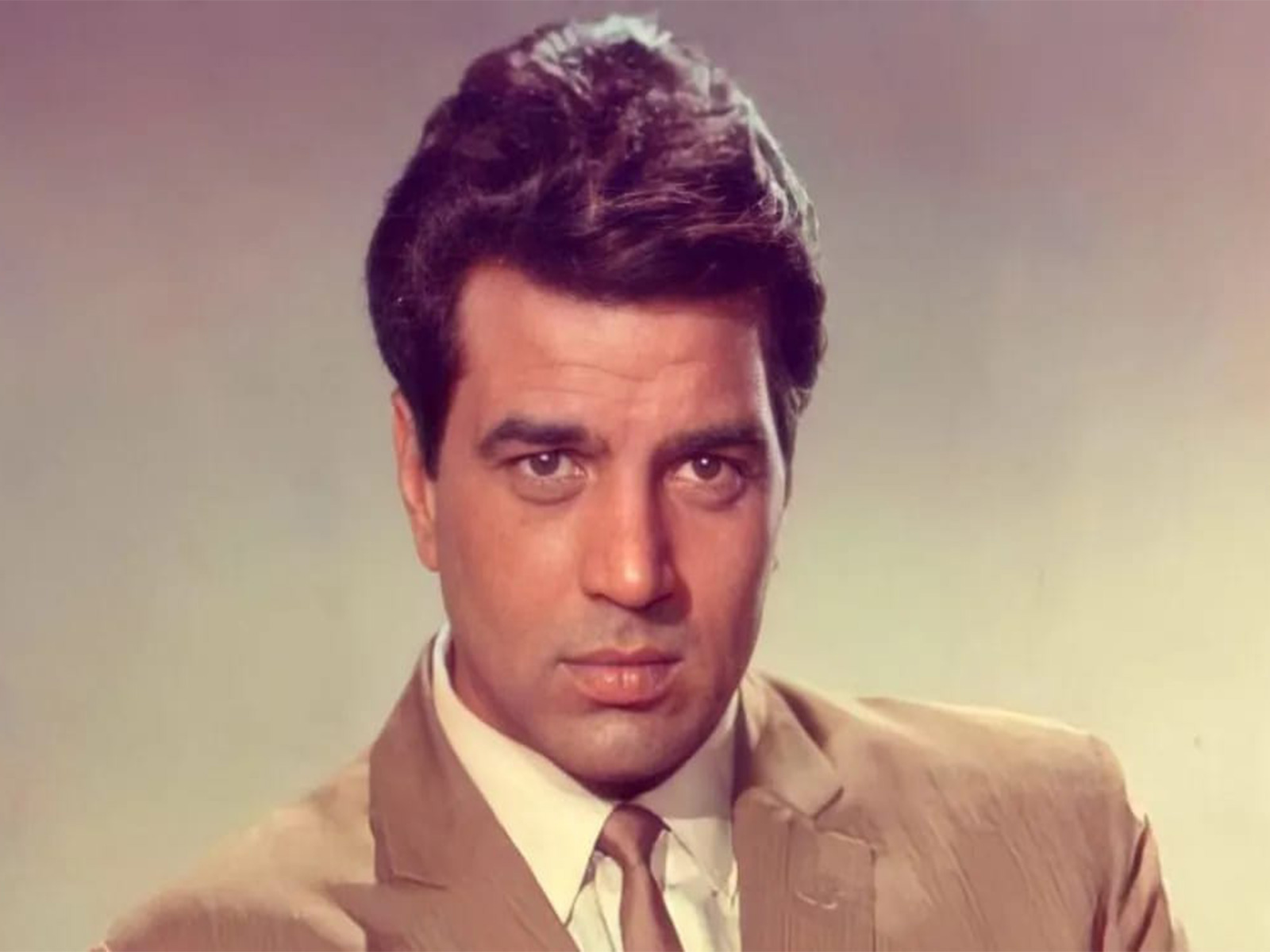 Dharmendra (Photo/X@pushkardhami)