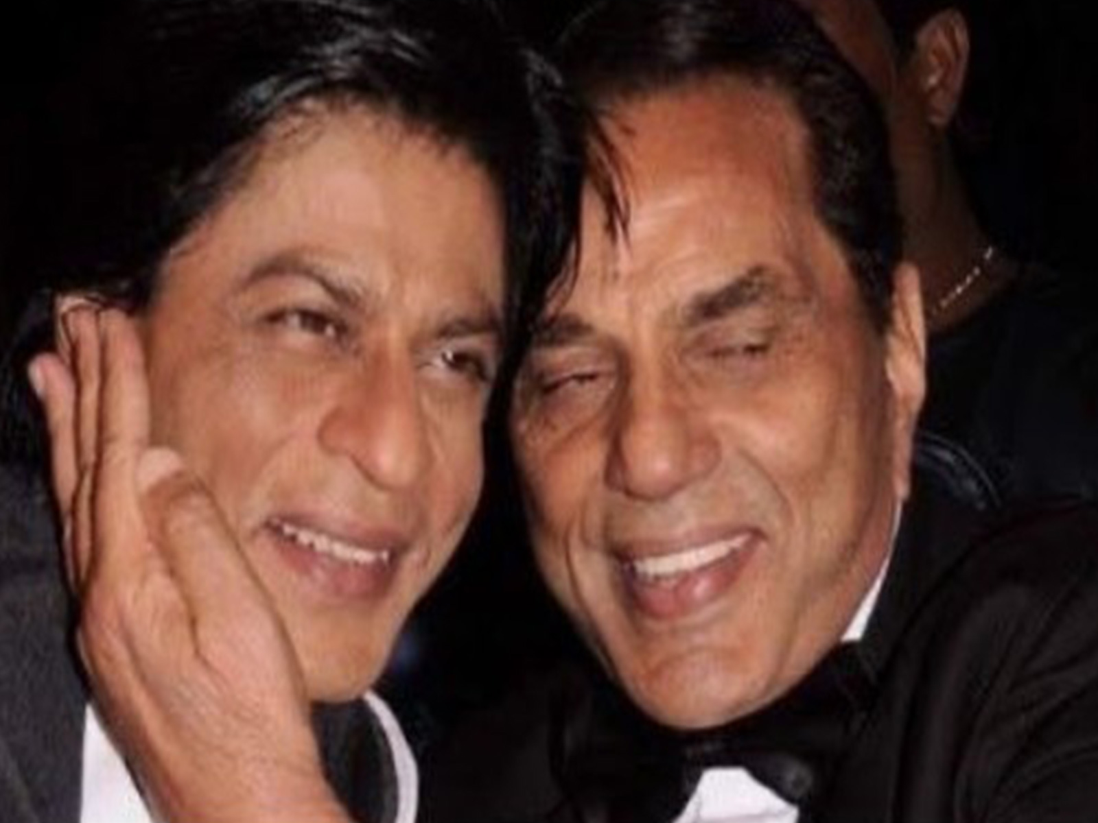 Shah Rukh Khan, Dharmendra (Image source: X/ @iamsrk)