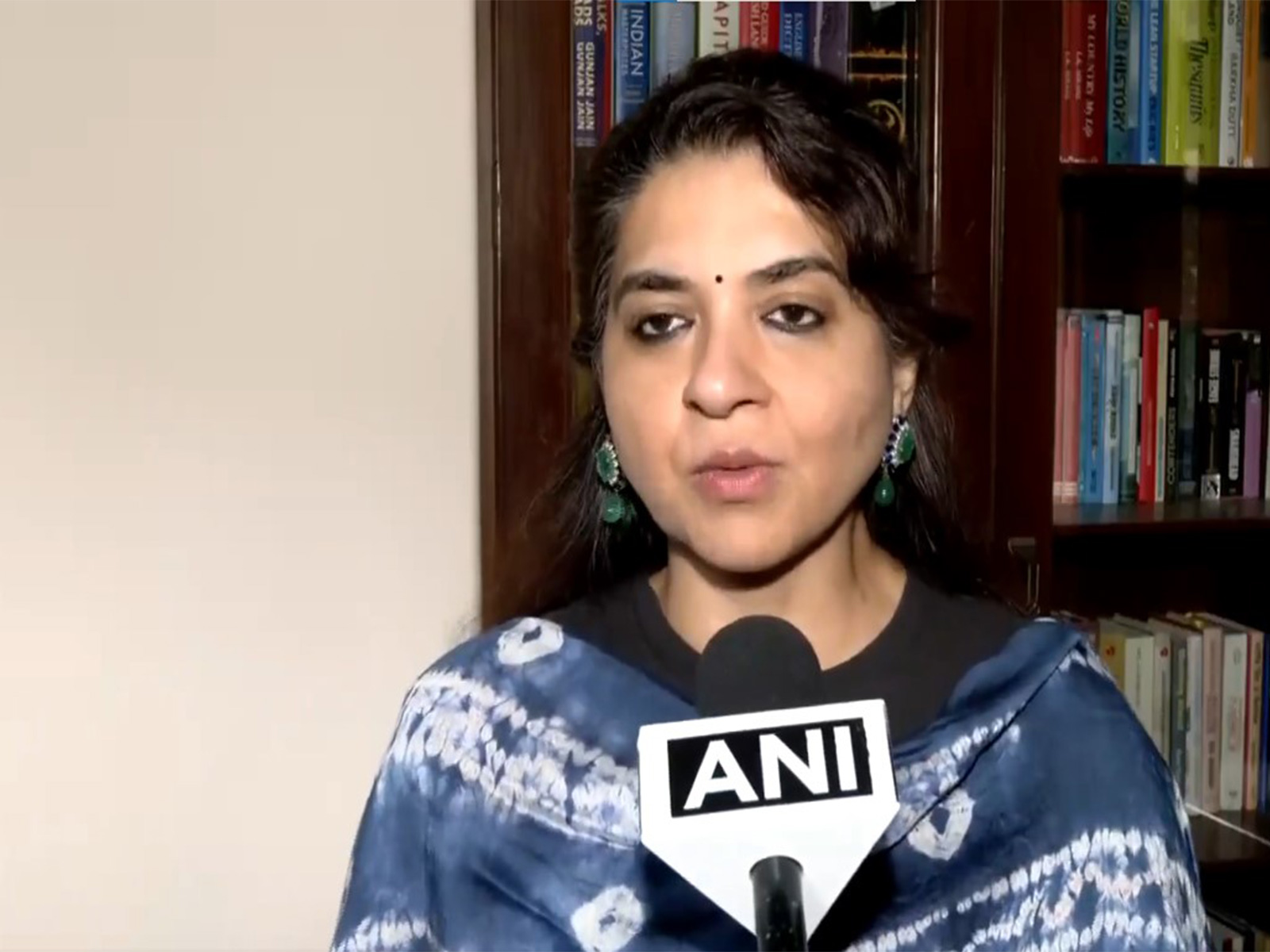 Shiv Sena leader Shaina NC (Photo/ANI) Shiv Sena leader Shaina NC (Photo/ANI)