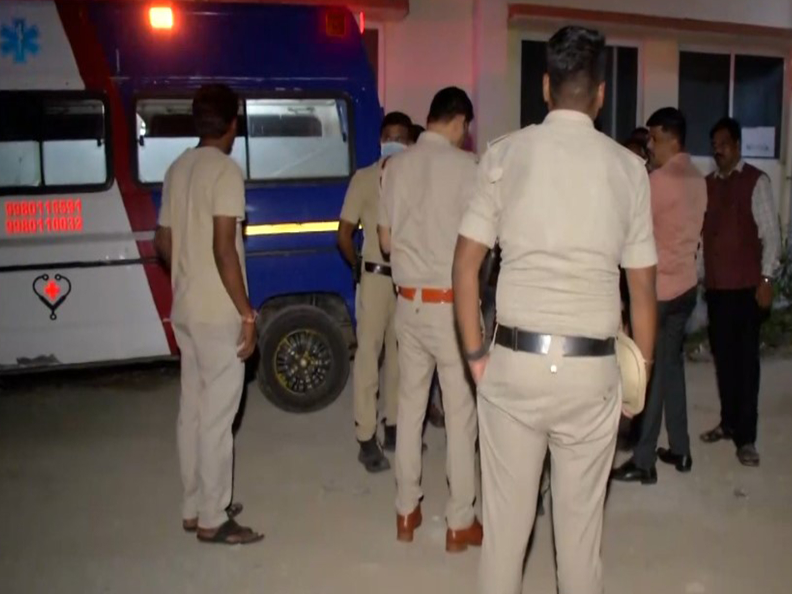 Visuals at Gulbarga Institute of Medical Sciences (GIMS) mortuary in Karnataka (Photo/ANI) Visuals at Gulbarga Institute of Medical Sciences (GIMS) mortuary in Karnataka (Photo/ANI)