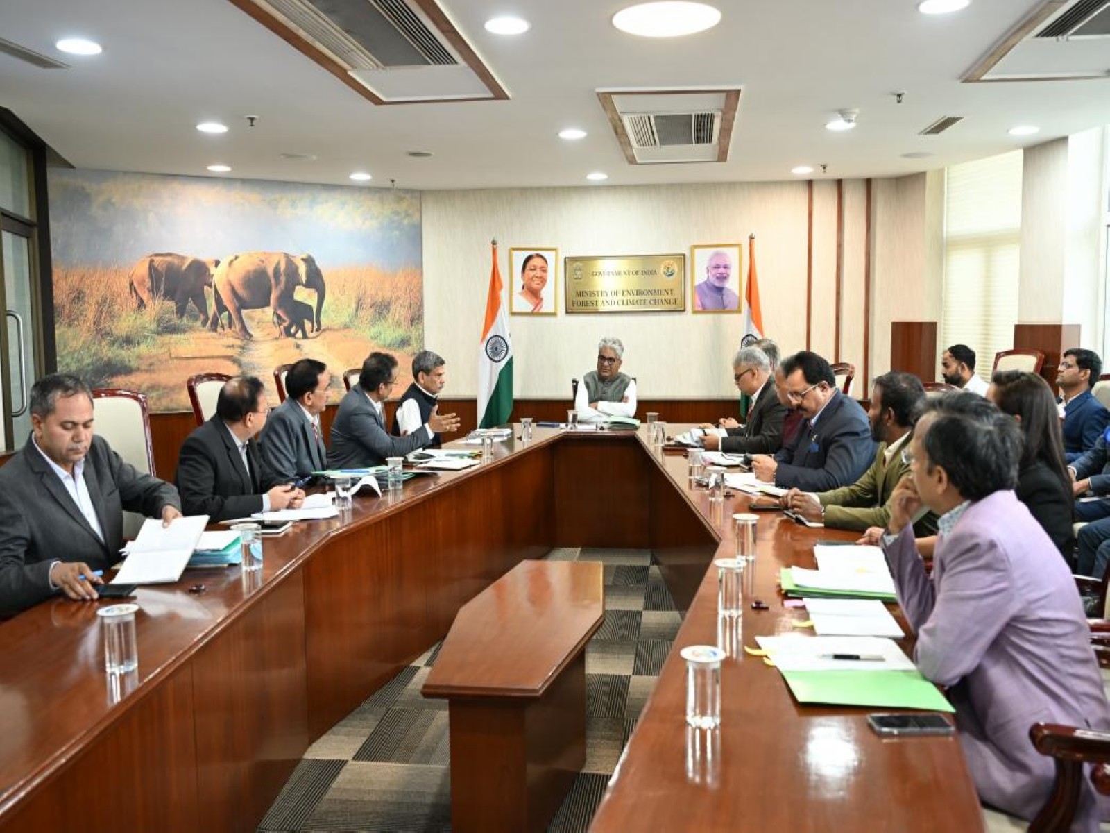 Union Environment Minister Bhupender Yadav chairs meeting in Delhi (Photo/PIB) Union Environment Minister Bhupender Yadav chairs meeting in Delhi (Photo/PIB)
