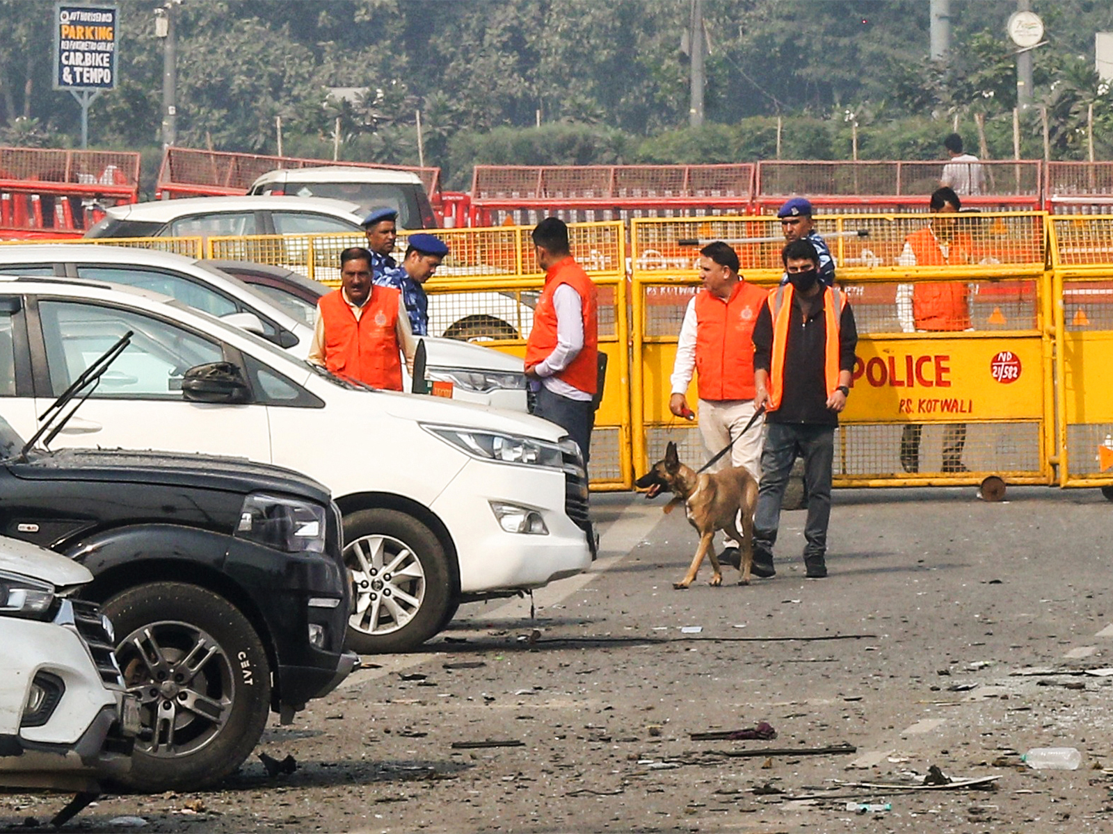 Bomb disposal squads examine the site of the car blast near Red Fort, in New Delhi (File Photo/ANI) Bomb disposal squads examine the site of the car blast near Red Fort, in New Delhi (File Photo/ANI)
