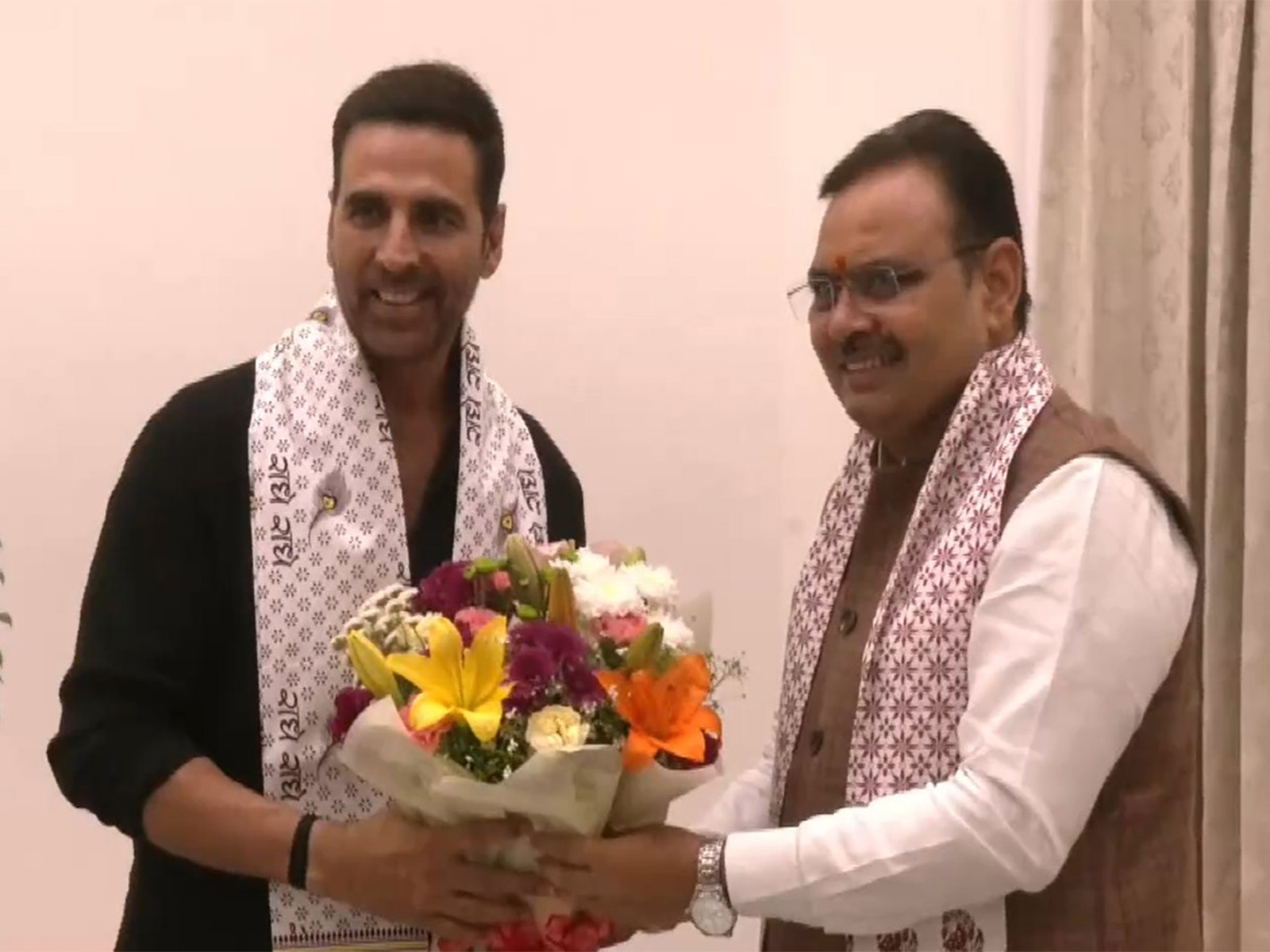 Akshay Kumar meets CM Bhajanlal Sharma (Image source/ANI) 