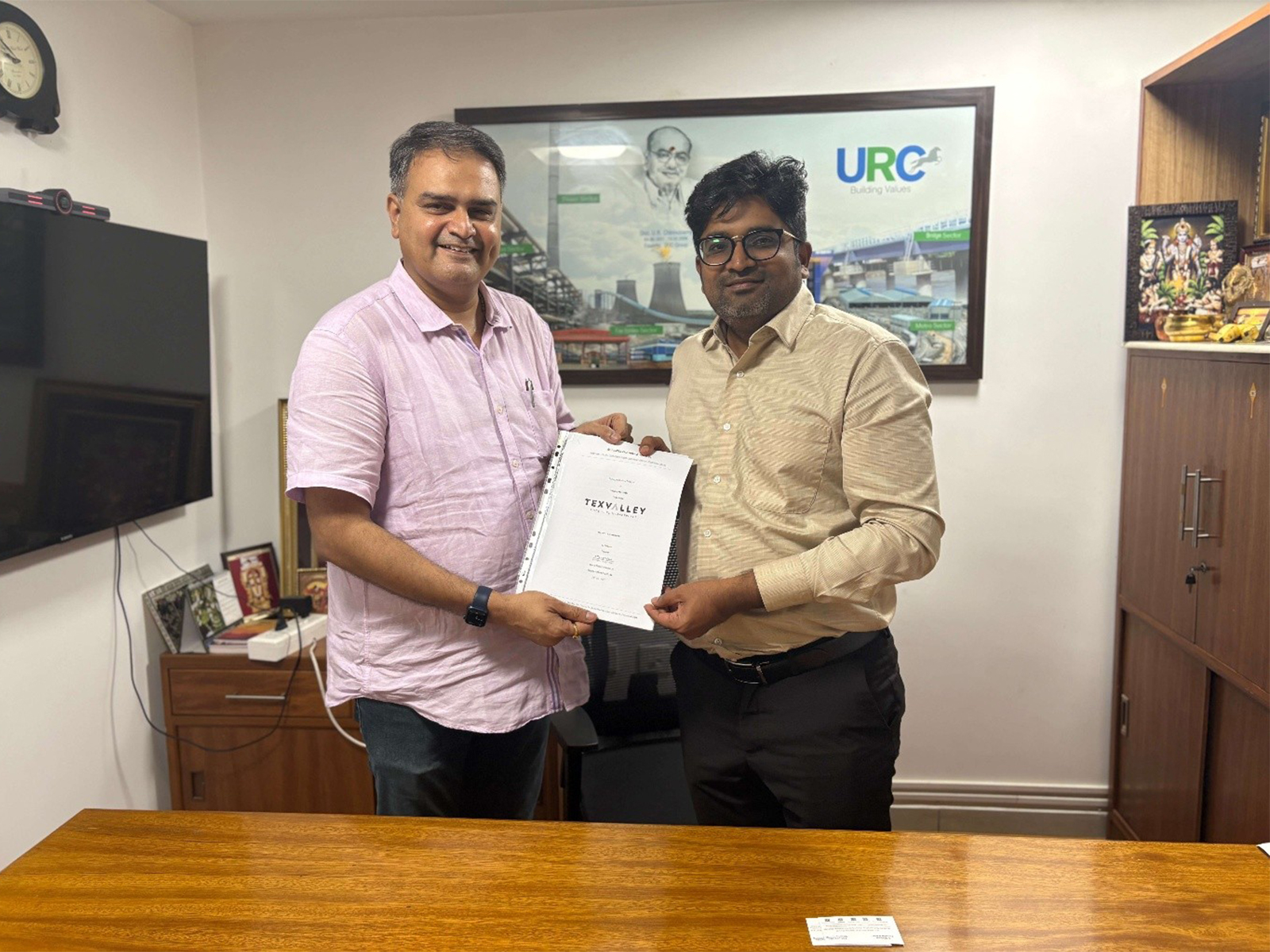 L to R - Mr S Shriram Founder and CEO of Miles2Go Consulting Services and Mr Kabilan Devarajan MD of URC Group L to R - Mr S Shriram Founder and CEO of Miles2Go Consulting Services and Mr Kabilan Devarajan MD of URC Group