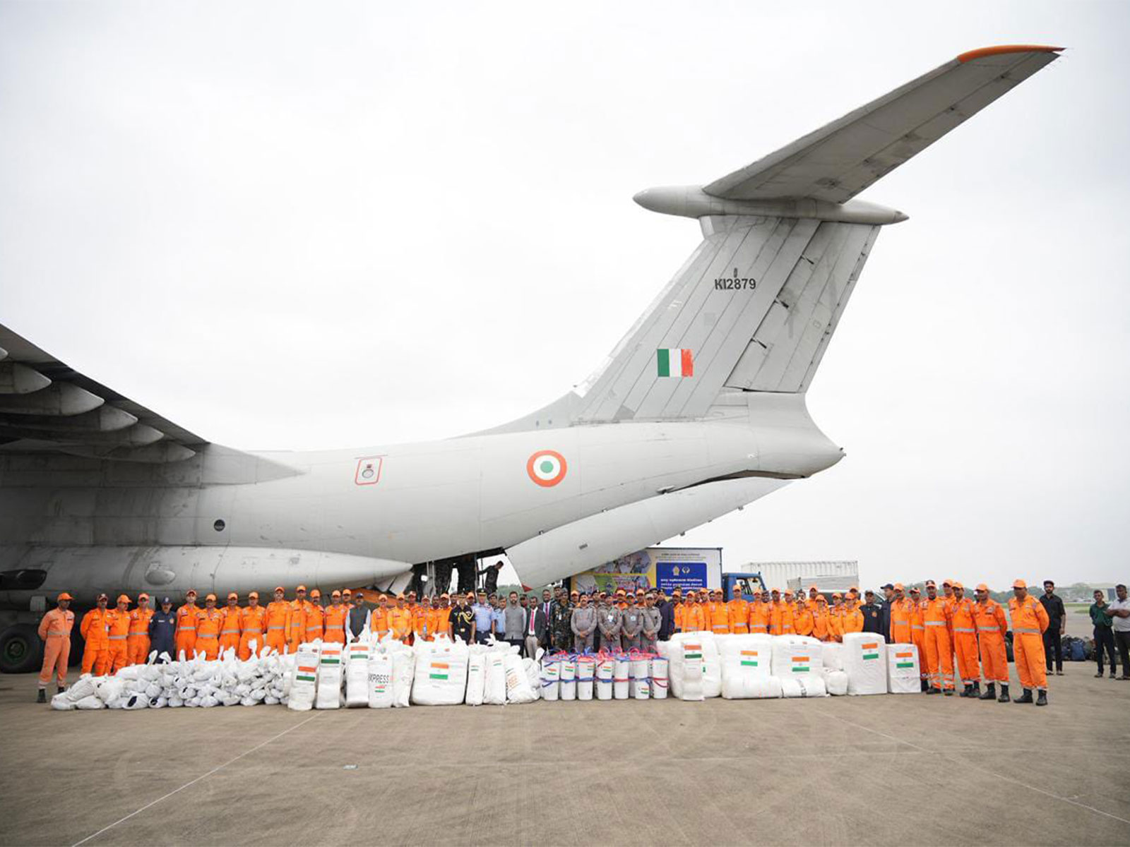 IAF IL-76 delivers 27 tons of Indian relief to Sri Lanka under Operation Sagar Bandhu. (Photo: X/@DrSJaishankar) IAF IL-76 delivers 27 tons of Indian relief to Sri Lanka under Operation Sagar Bandhu. (Photo: X/@DrSJaishankar)