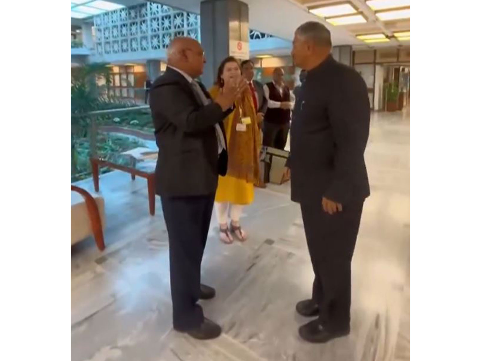 JPC holds meeting with Chairperson of the 23rd Law Commission of India, Dinesh Maheshwari (Photo/ANI)