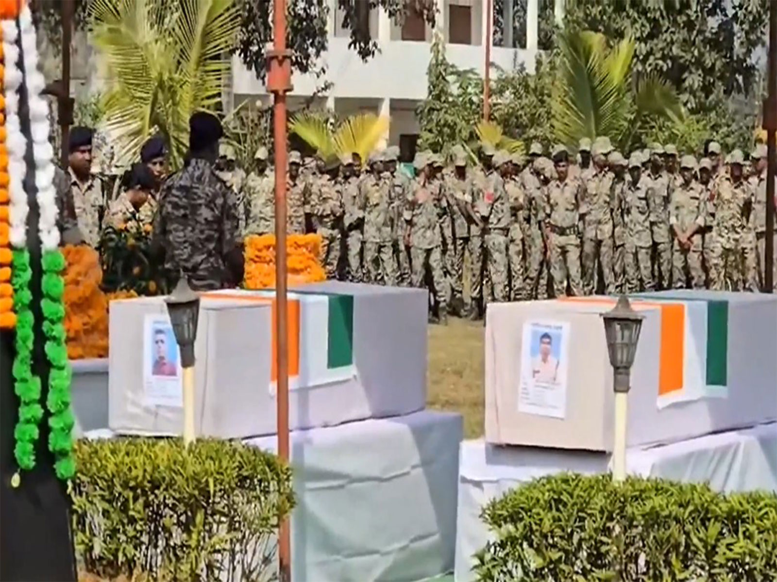 Final salute to three DRG jawans killed in action in Bijapur (Photo/ANI) Final salute to three DRG jawans killed in action in Bijapur (Photo/ANI)