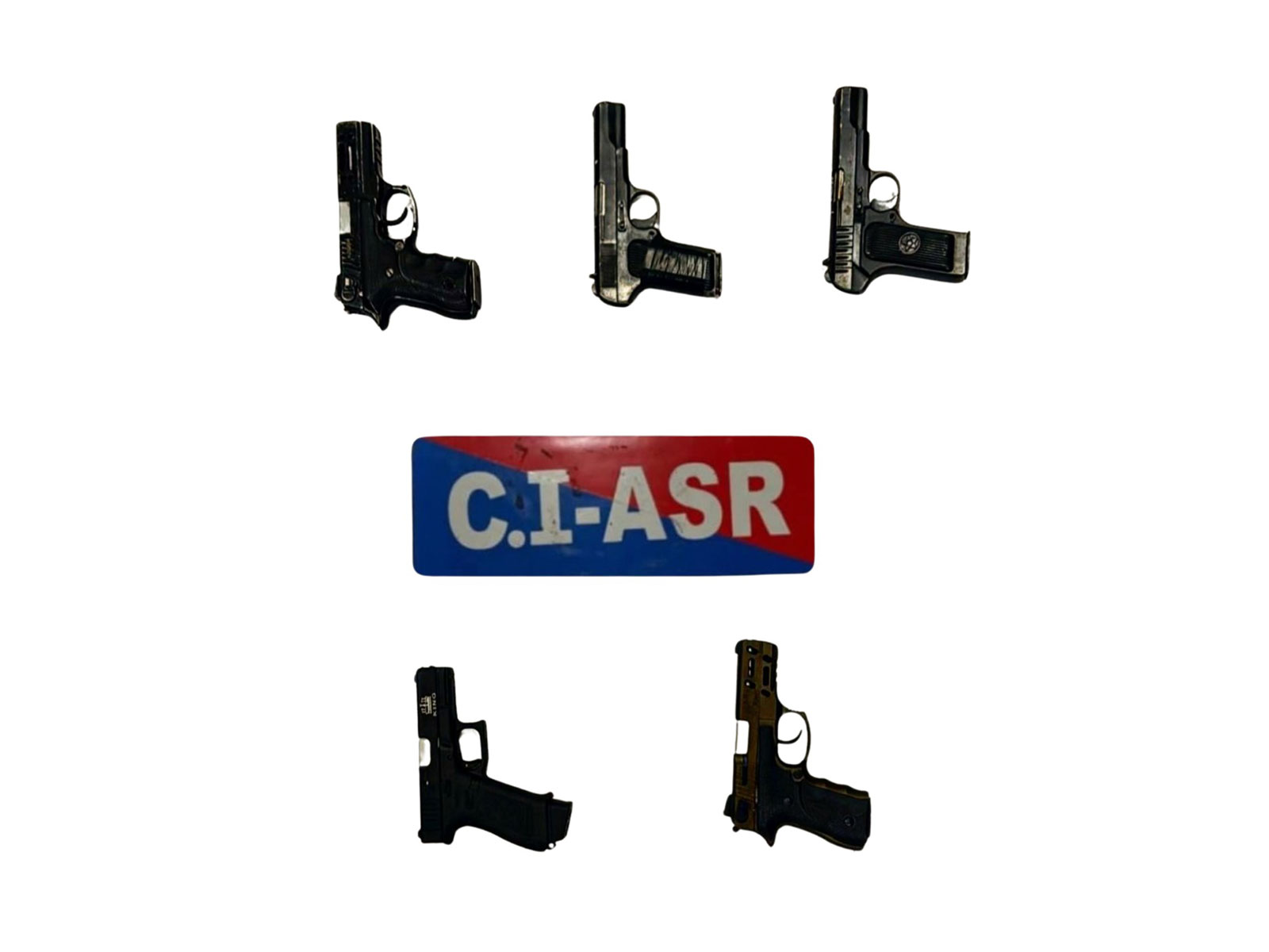 Pistols seized by Punjab police (Photo/X/@DGPPunjabPolice) Pistols seized by Punjab police (Photo/X/@DGPPunjabPolice)