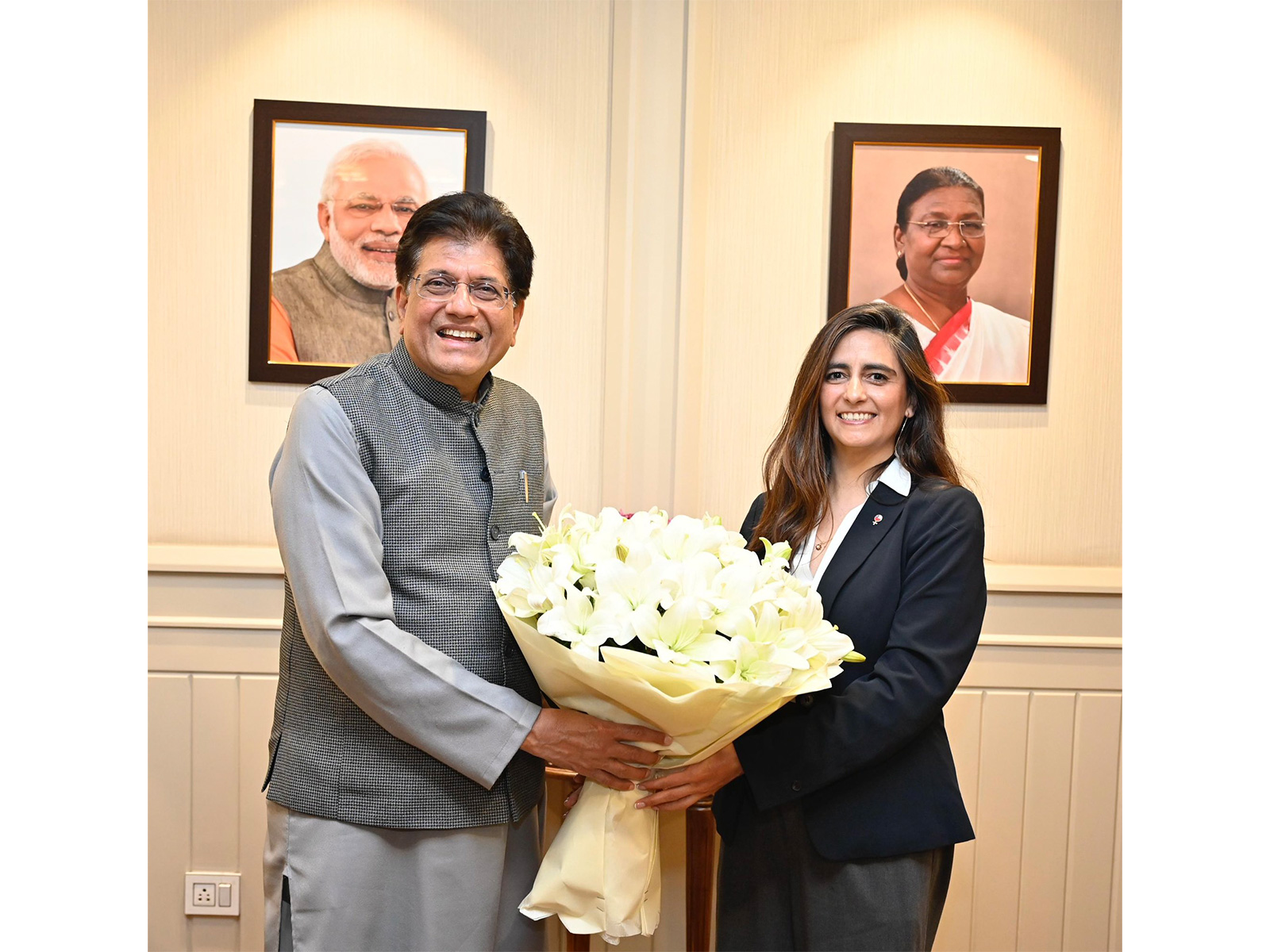 Union Commerce Minister Piyush Goyal meets Chile’s Treasury Undersecretary Claudia Sanhueza to review bilateral trade negotiations. (Photo: X/@PiyushGoyal) Union Commerce Minister Piyush Goyal meets Chile’s Treasury Undersecretary Claudia Sanhueza to review bilateral trade negotiations. (Photo: X/@PiyushGoyal)