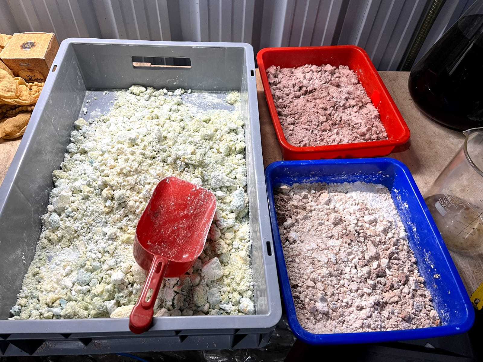 DRI busts illicit drugs factory, Wardha, Maharashtra (Photo/ANI) DRI busts illicit drugs factory, Wardha, Maharashtra (Photo/ANI)