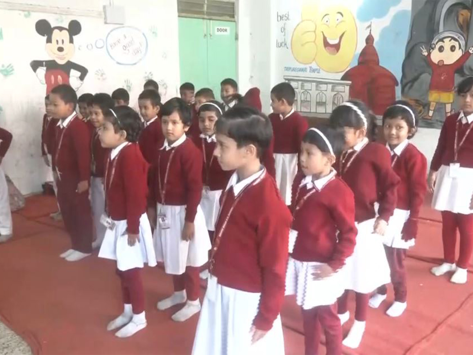 Young school students participating in enjoyable activities at the NIPUN fes (Photo/ANI) Young school students participating in enjoyable activities at the NIPUN fes (Photo/ANI)