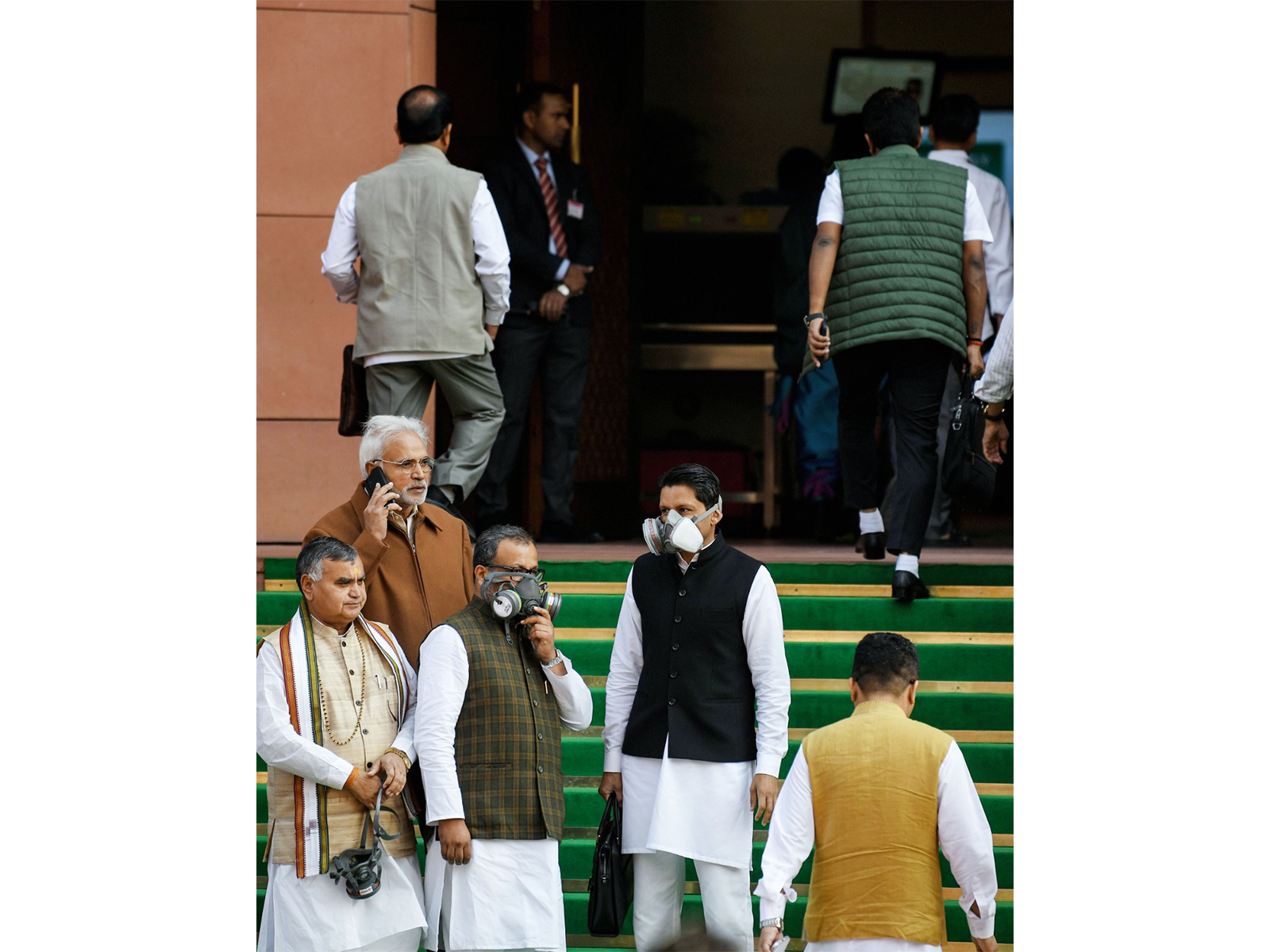 Congress MP Dipendra Hooda and other MPs wear gas masks to protest against air pollution (File Photo/ANI) Congress MP Dipendra Hooda and other MPs wear gas masks to protest against air pollution (File Photo/ANI)