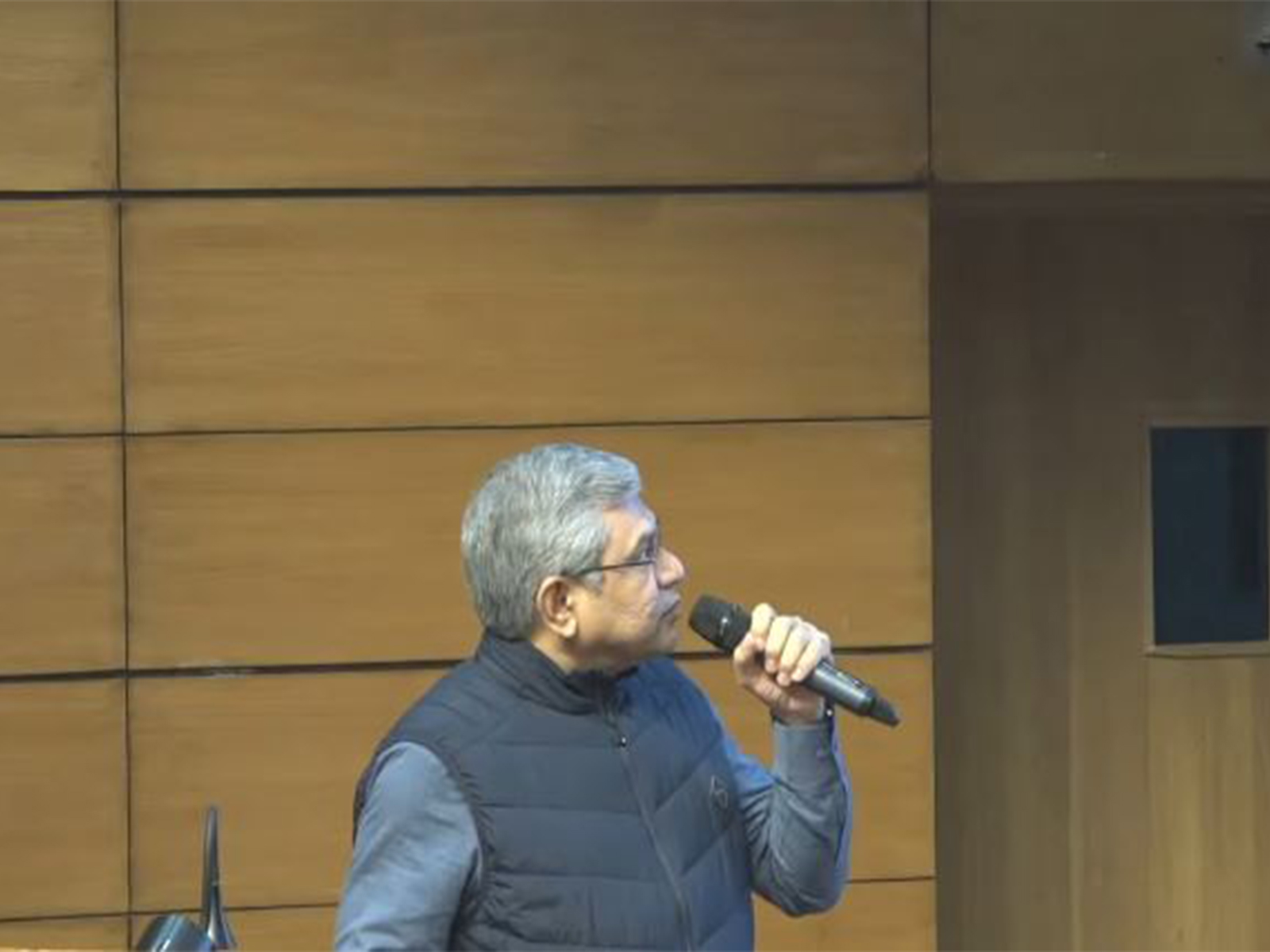 Union Minister Ashwini Vaishnaw (Phto/PIB India) Union Minister Ashwini Vaishnaw (Phto/PIB India)