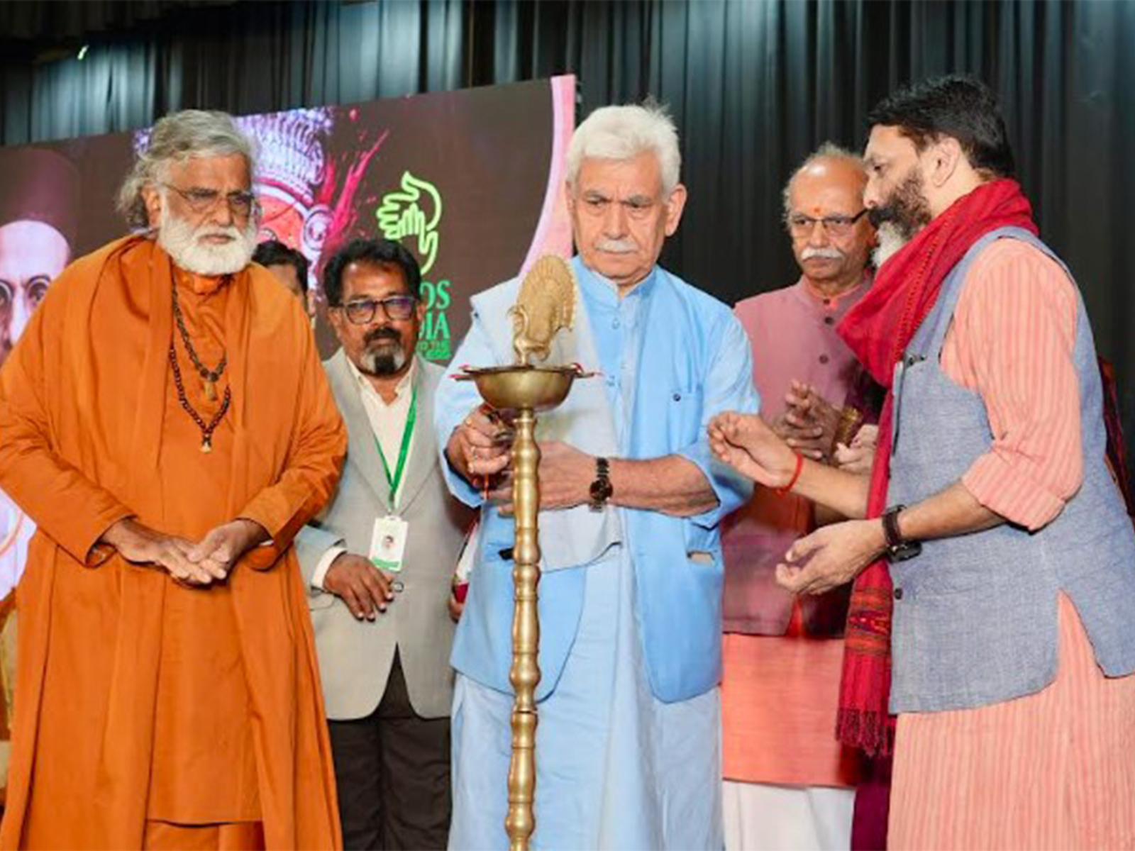 J&K LG Manoj Sinha honours global changemakers at Veer Savarkar International Impact Awards 2025 (Photo/ANI)