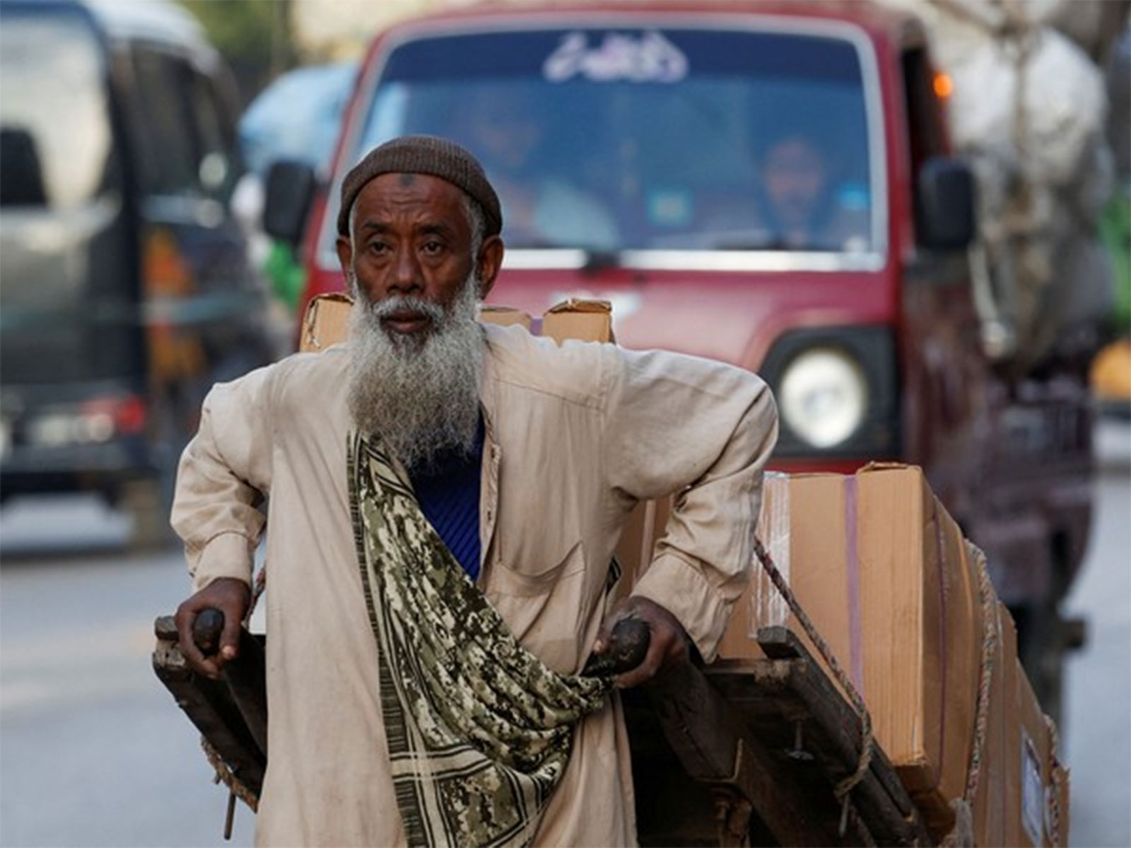 A labourer in Karachi - Representational Image (Photo/Reuters) A labourer in Karachi - Representational Image (Photo/Reuters)