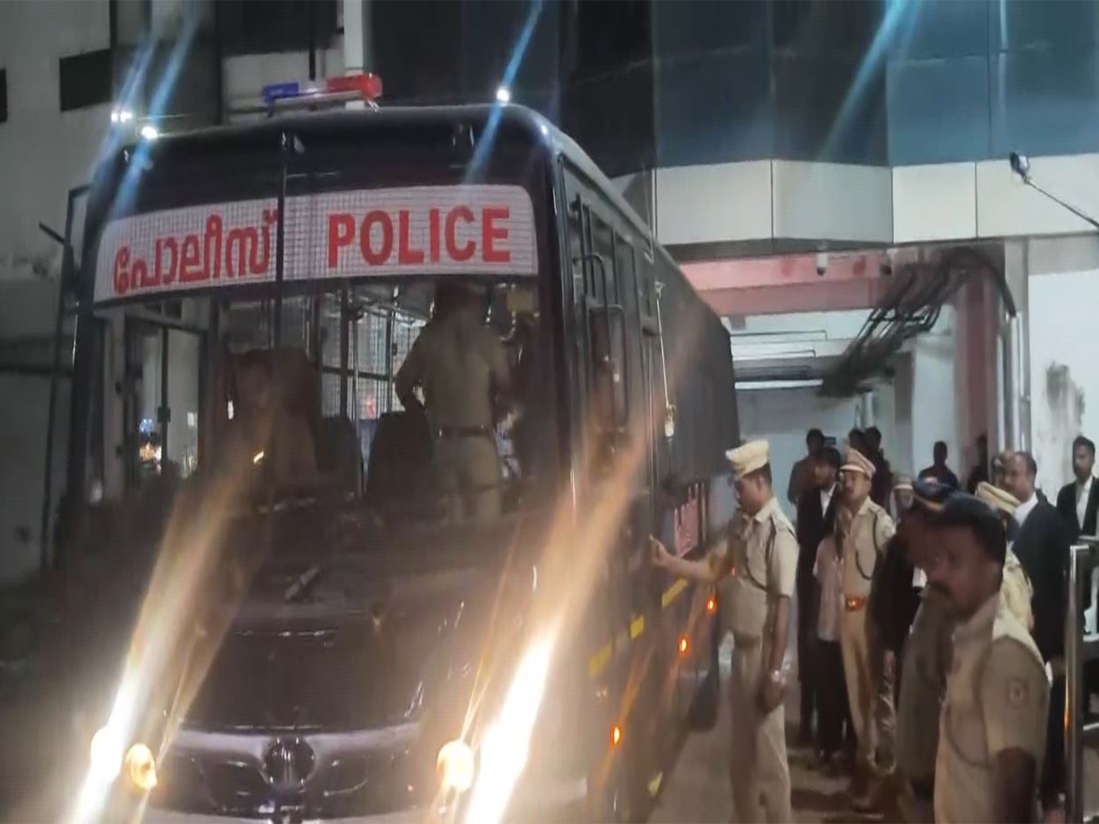 Outside visuals of Ernakulam Session Court (Photo/ANI) Outside visuals of Ernakulam Session Court (Photo/ANI)