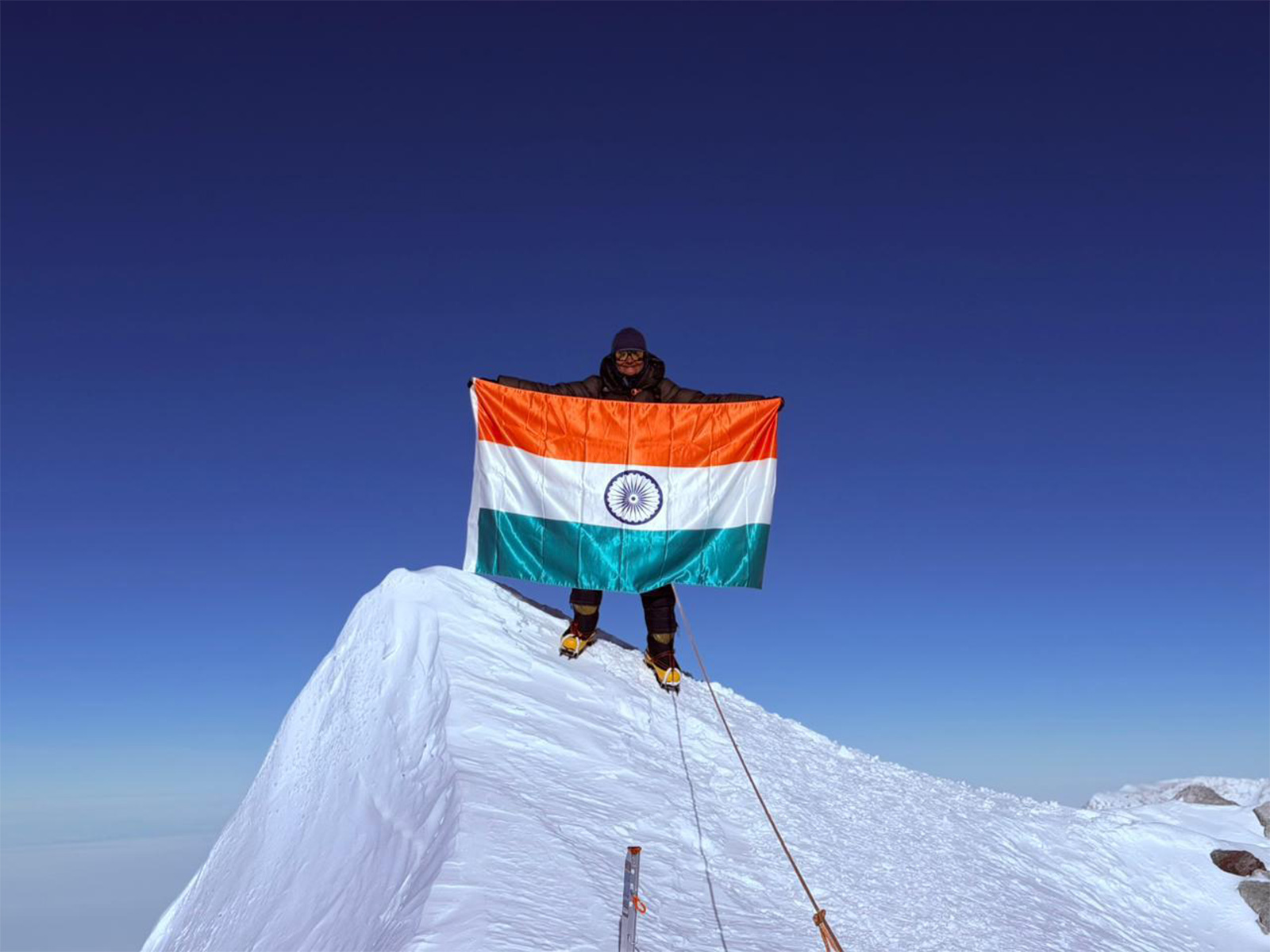 Indian mountaineer Kavita Chand poses with the national tricolour after successfully summiting Mount Vinson, the highest peak in Antarctica, marking a key milestone in her Seven Summits quest (Photo/ANI) Indian mountaineer Kavita Chand poses with the national tricolour after successfully summiting Mount Vinson, the highest peak in Antarctica, marking a key milestone in her Seven Summits quest (Photo/ANI)