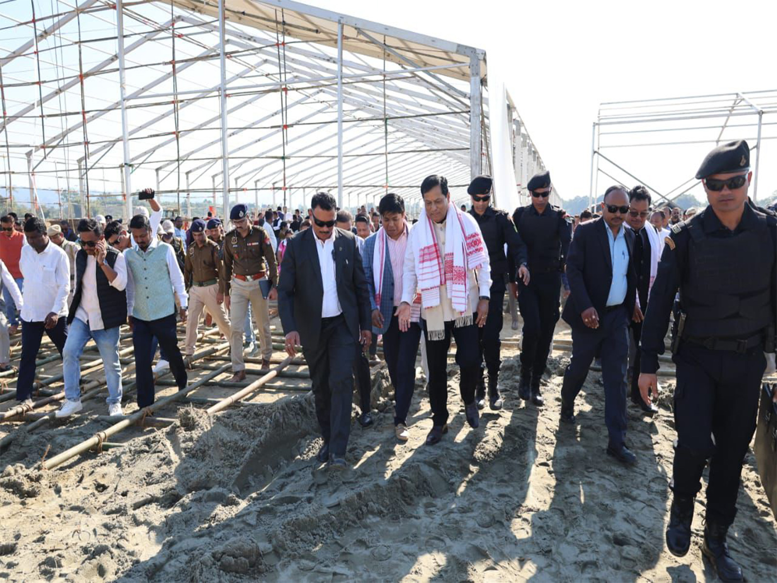 Union Minister of Ports, Shipping & Waterways Sarbananda Sonowal in Namrup. (Photo/PIB) Union Minister of Ports, Shipping & Waterways Sarbananda Sonowal in Namrup. (Photo/PIB)