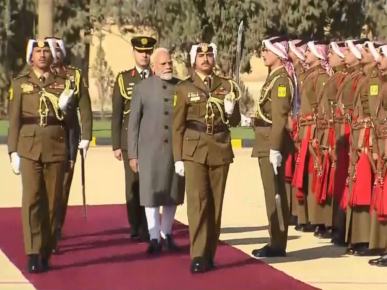 Prime Minister Narendra Modi receives a ceremonial welcome upon his arrival in Amman, Jordan (Photo/ANI) Prime Minister Narendra Modi receives a ceremonial welcome upon his arrival in Amman, Jordan (Photo/ANI)