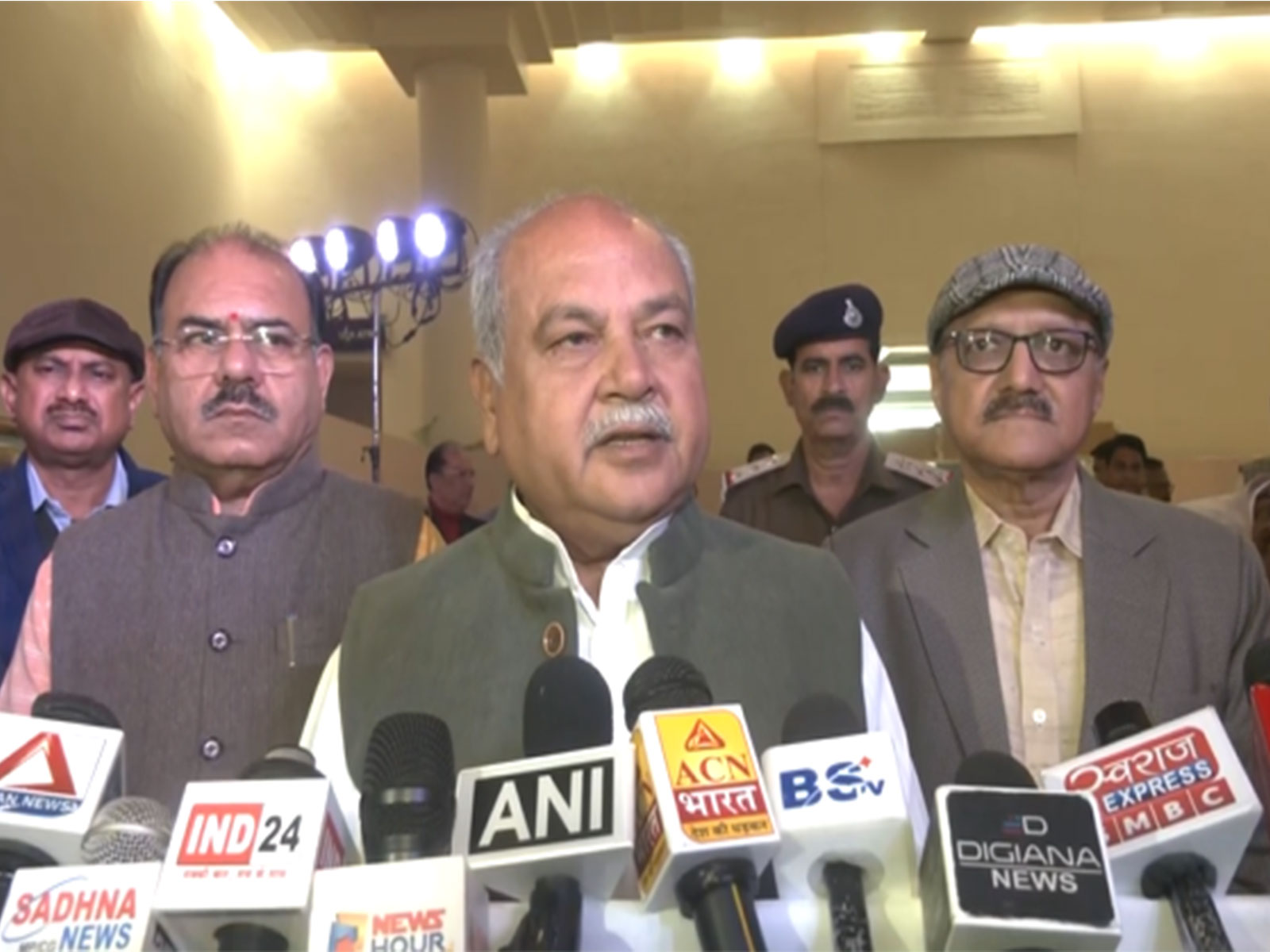 MP assembly speaker Narendra Singh Tomar (Photo/ANI) MP assembly speaker Narendra Singh Tomar (Photo/ANI)