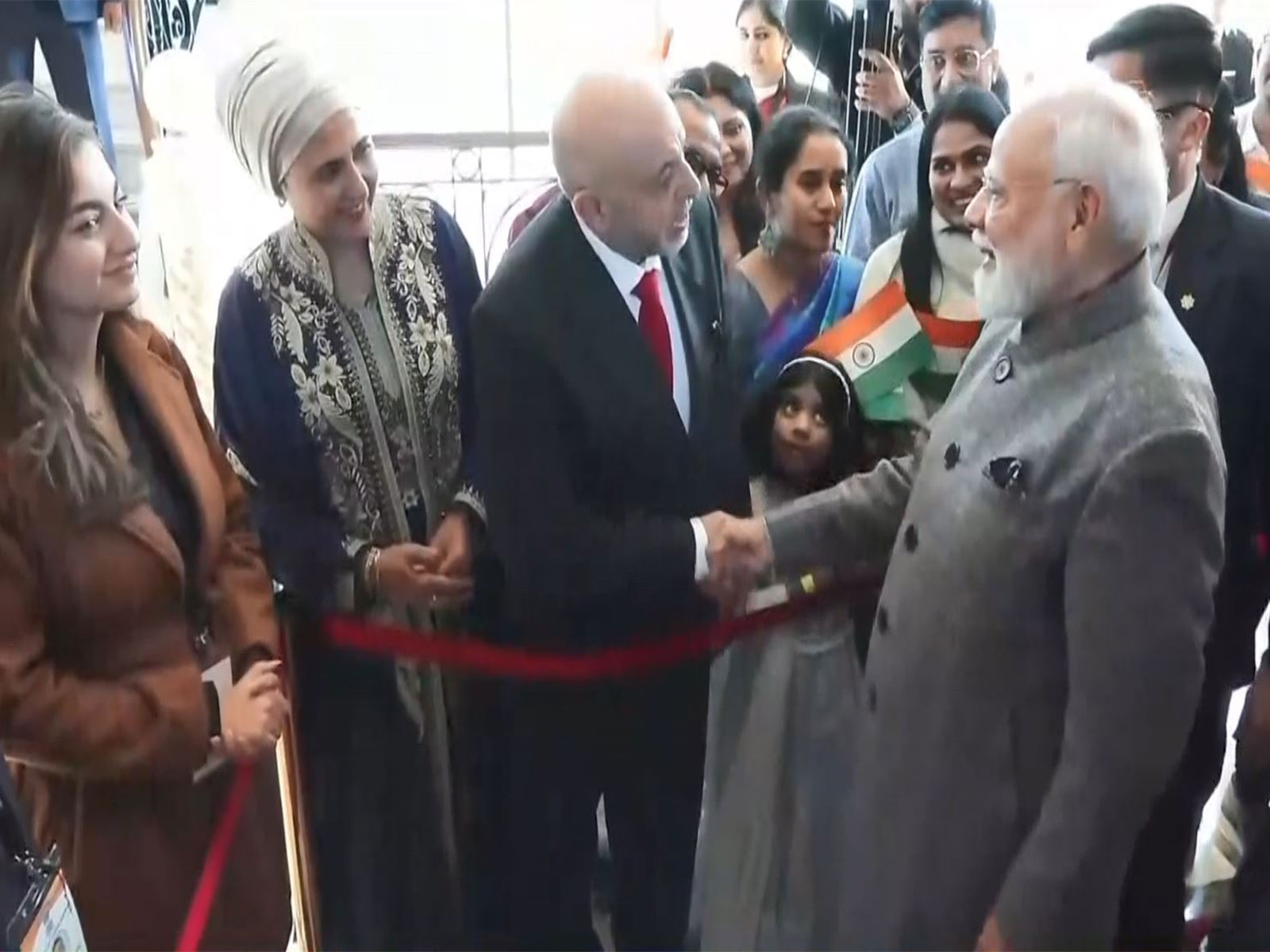 Prime Minister Narendra Modi is greeted by members of Indian diaspora at a hotel in Amman, Jordan. (Photo/ANI) Prime Minister Narendra Modi is greeted by members of Indian diaspora at a hotel in Amman, Jordan. (Photo/ANI)