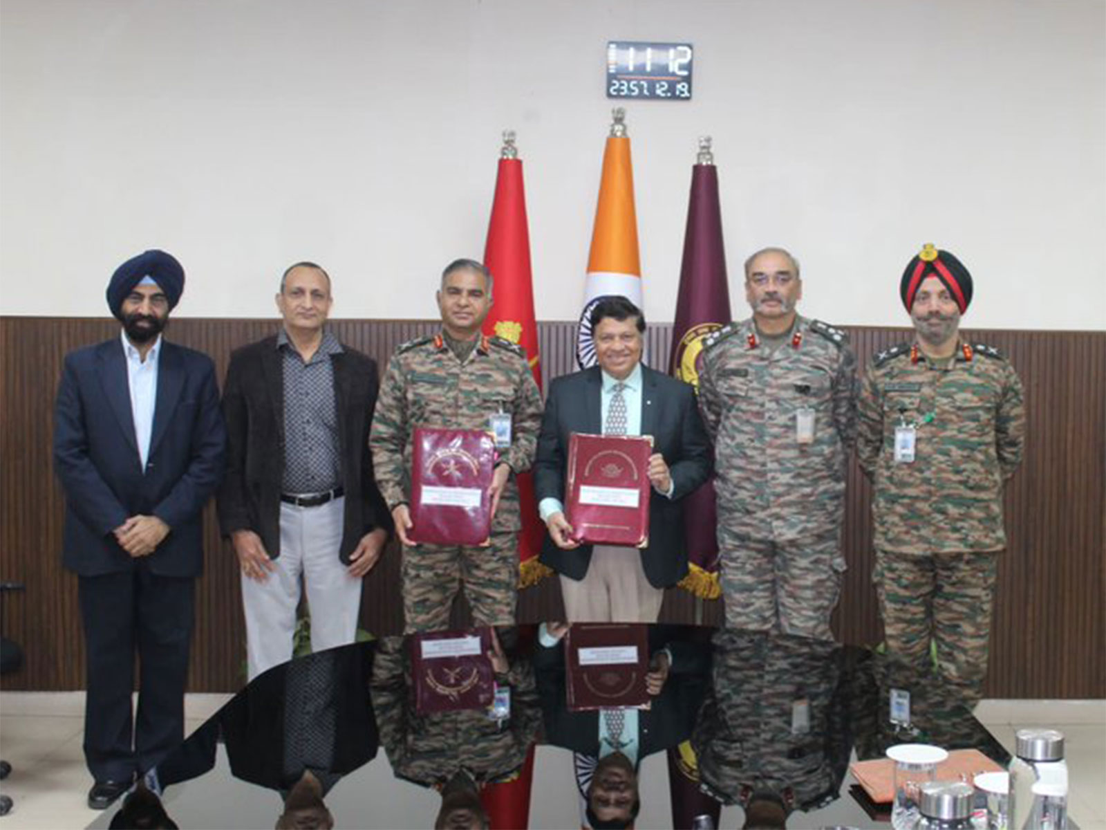 Indian Army signs MoU with NSUT (Photo/X/@adgpi)