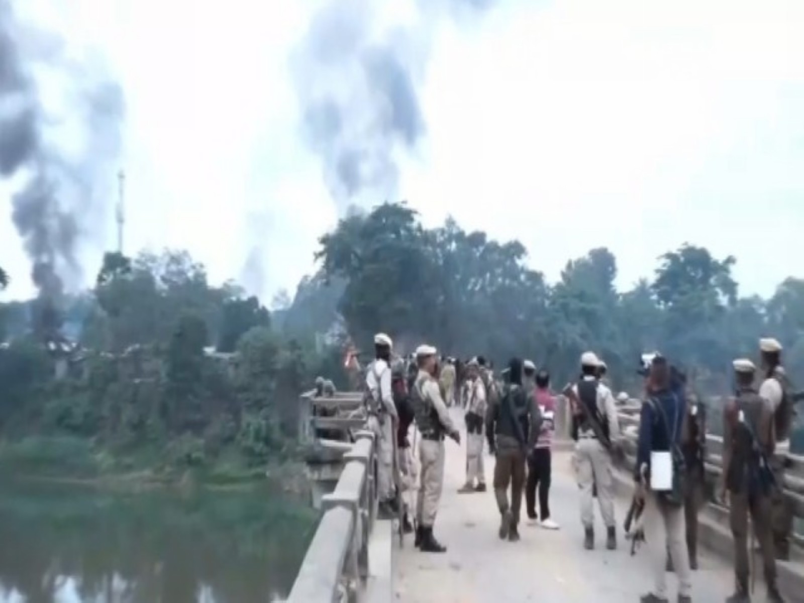 Assam police controlling the conflict with protestors (Photo/ANI) Assam police controlling the conflict with protestors (Photo/ANI)