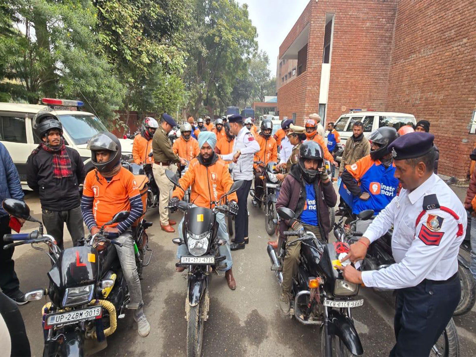 Chandigarh traffic police holding Road Safety Awareness Session for Swiggy delivery partners (Photo/Chandigarh Traffic Police) Chandigarh traffic police holding Road Safety Awareness Session for Swiggy delivery partners (Photo/Chandigarh Traffic Police)