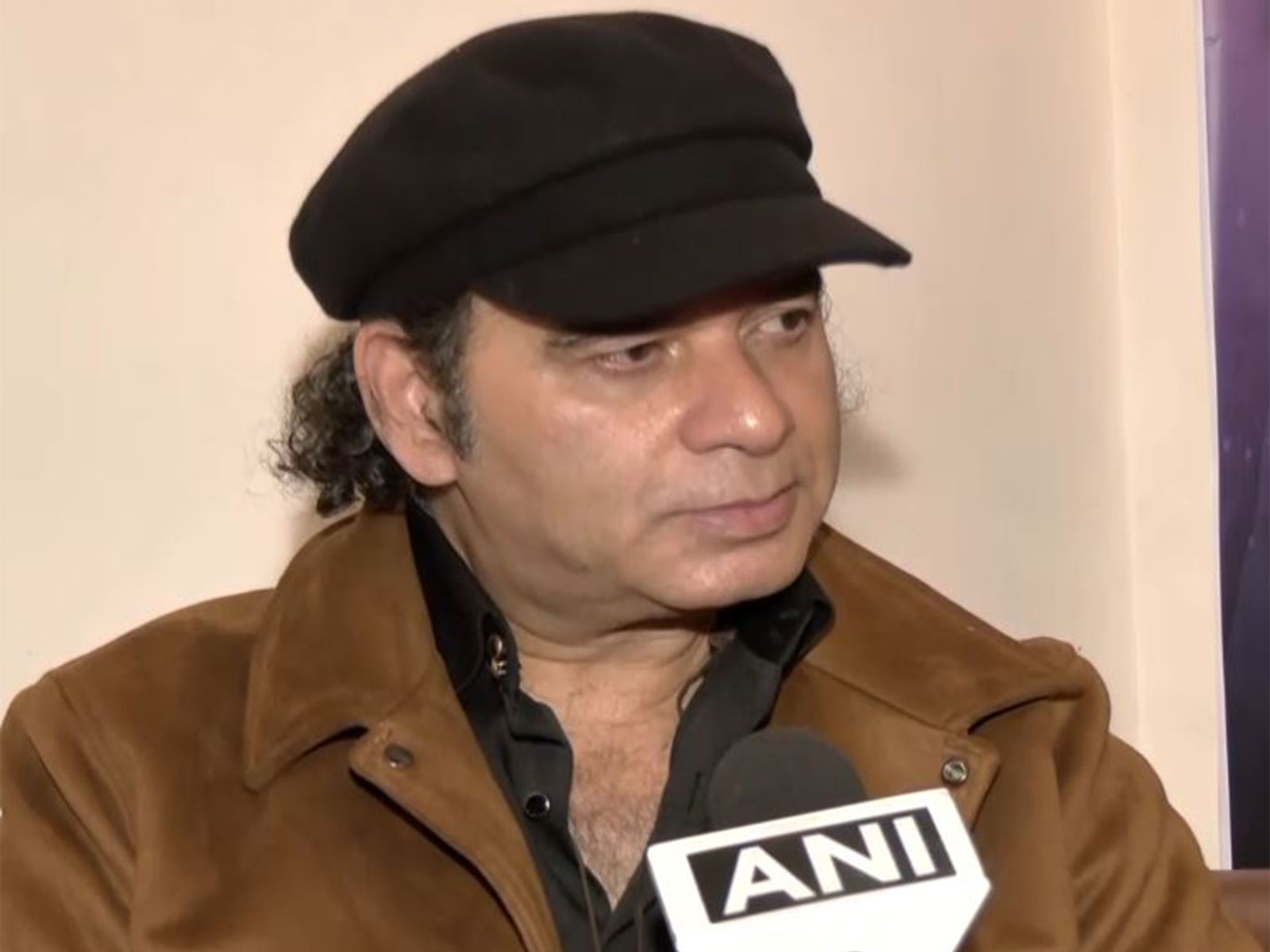 “This song is from them to humans”: Mohit Chauhan dedicates his song ‘Meri Aawaaz’ to street dogs