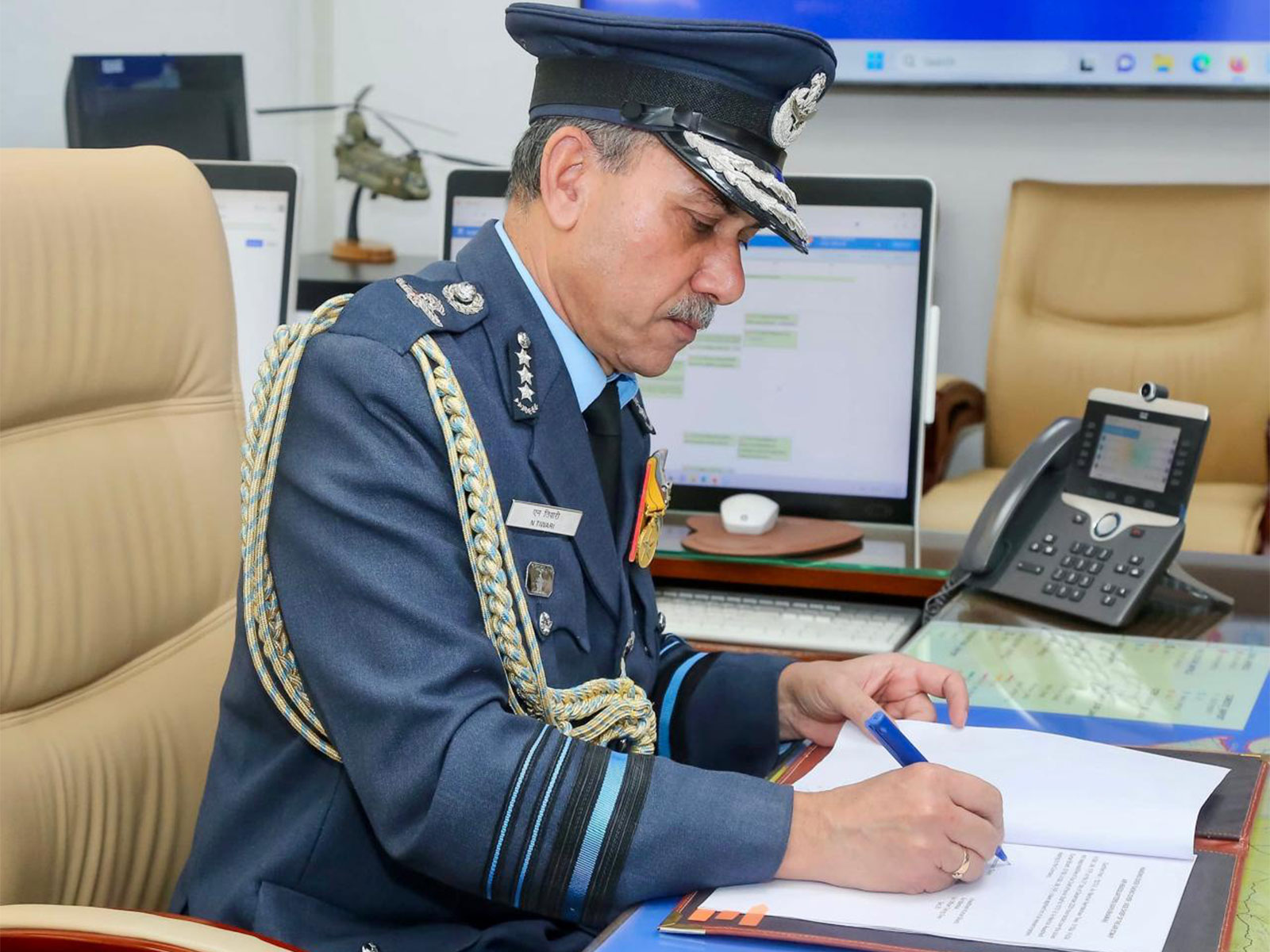 Air Marshal Narmdeshwar Tiwari(Photo/X@IAF_MCC)