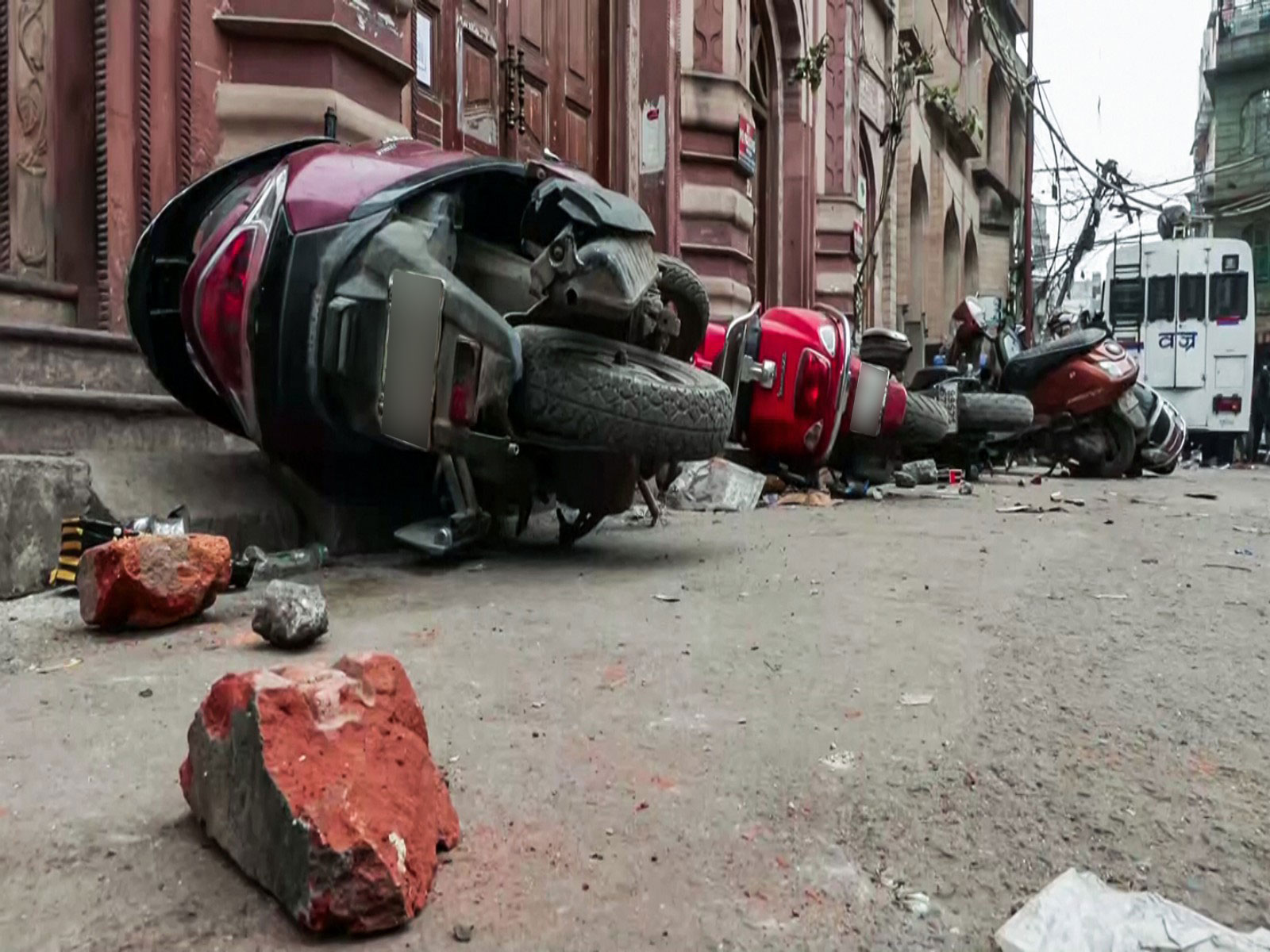 Violence erupts during a demolition drive of alleged encroachments near the Syed Faiz Elahi mosque (Photo/ANI)