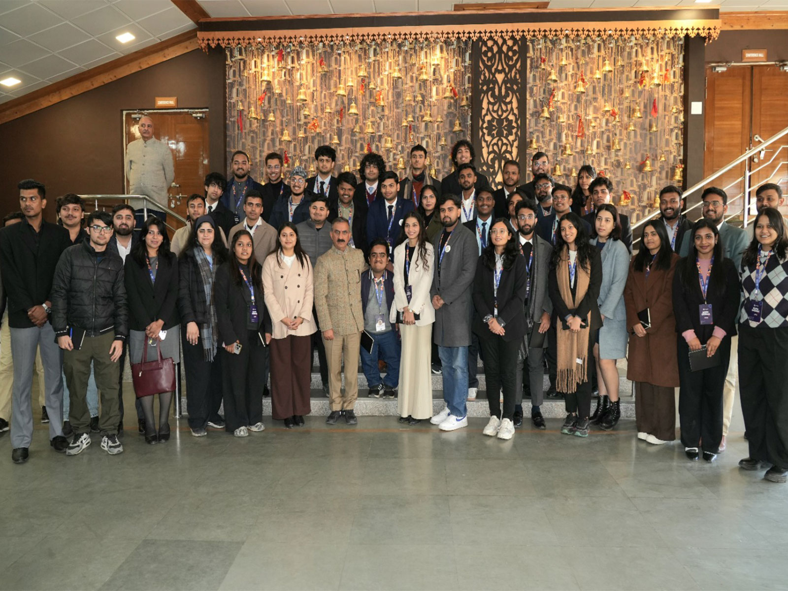 Himachal Pradesh Chief Minister Sukhvinder Singh Sukhu with representatives of Students Parliament (Photo/ANI)