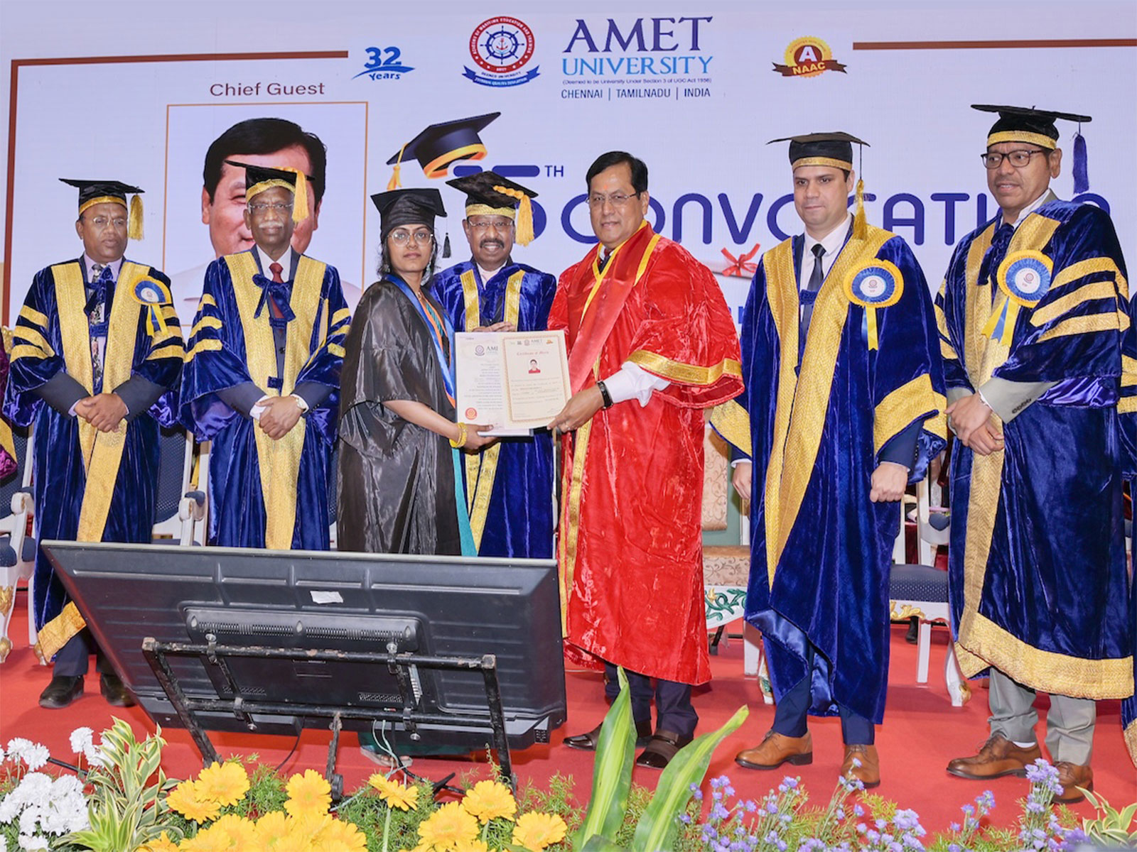 Union Minister Shri Sarbananda Sonowal presents degrees at AMET University’s 15th Convocation, Chennai