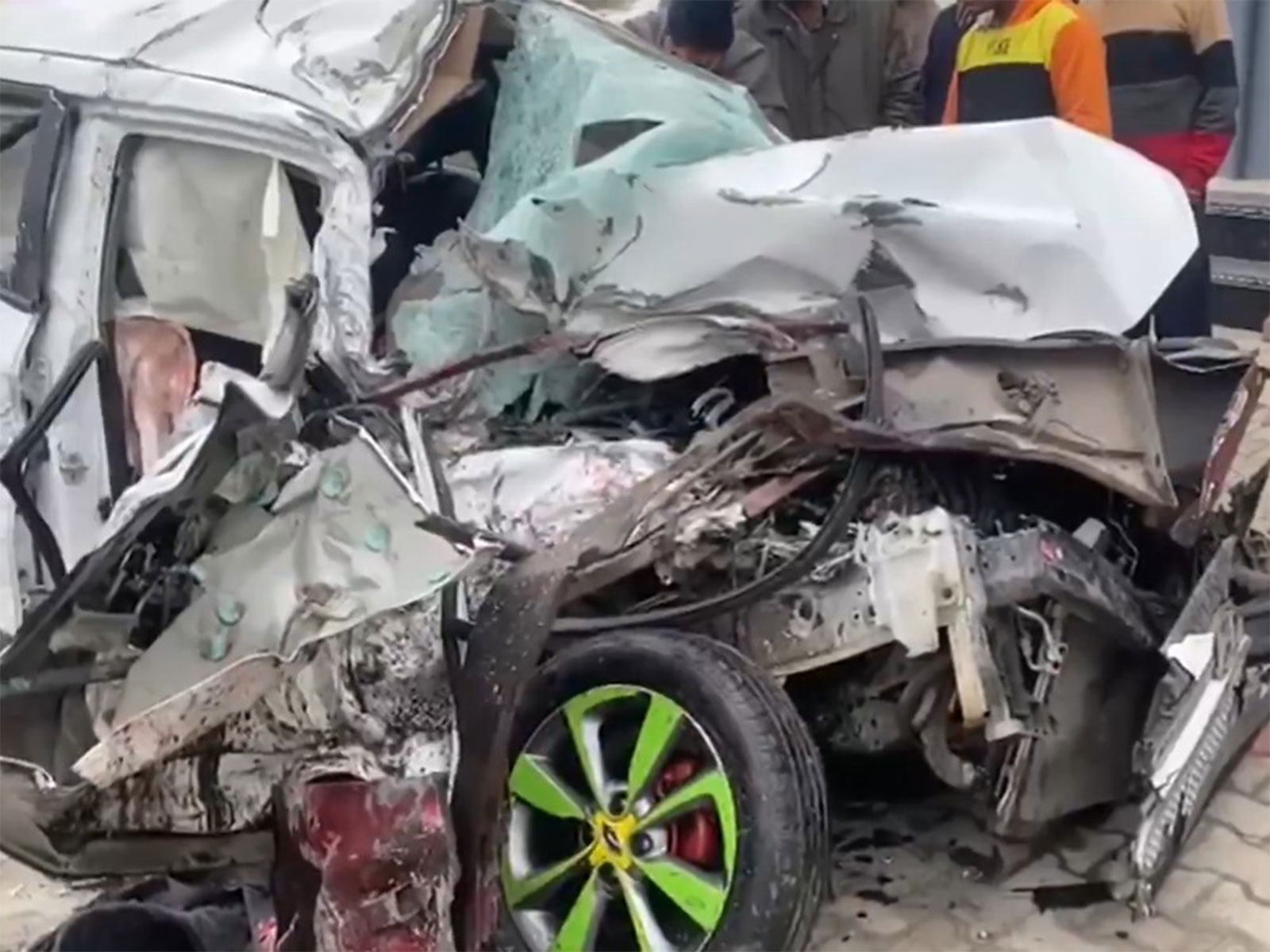 Four killed after car collides with bus in Hoshiarpur (Photo/ANI)