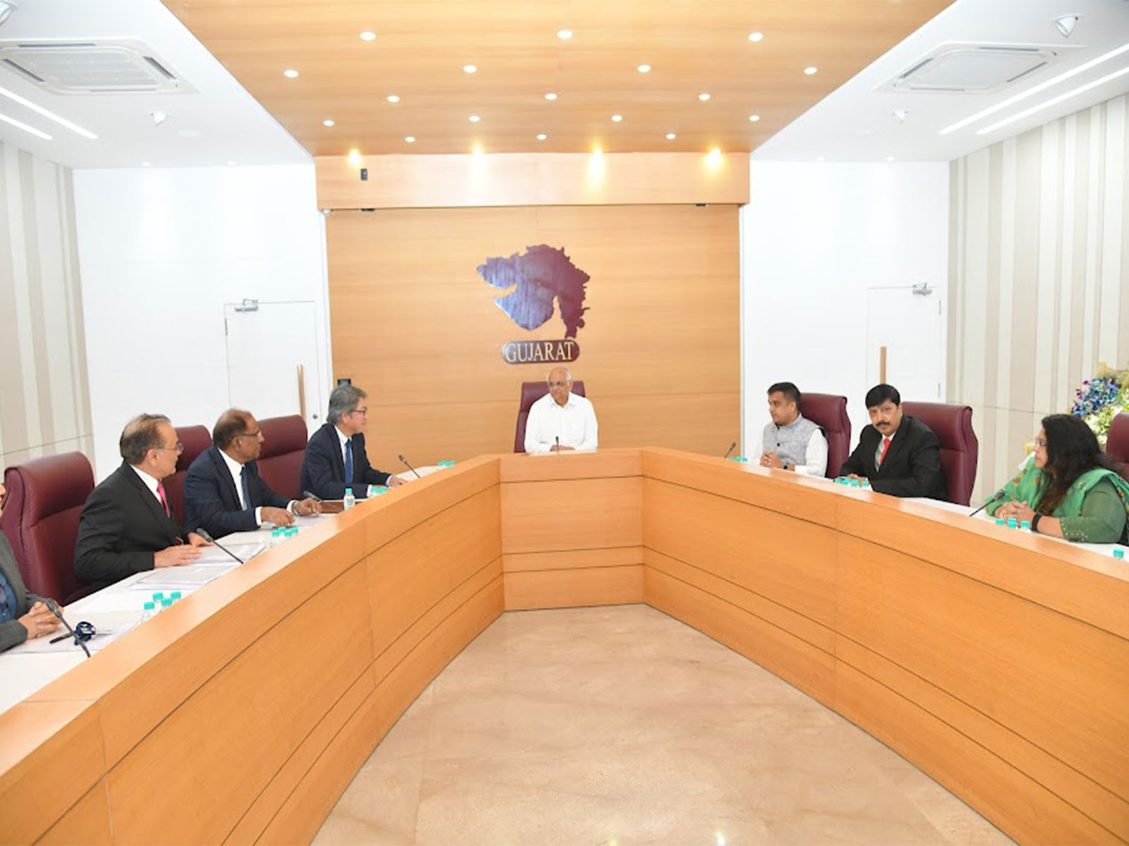 Investment letter handover ceremony held between Gujarat government and Maruti Suzuki India for a new plant in Khoraj (Image: Gujarat CMO)