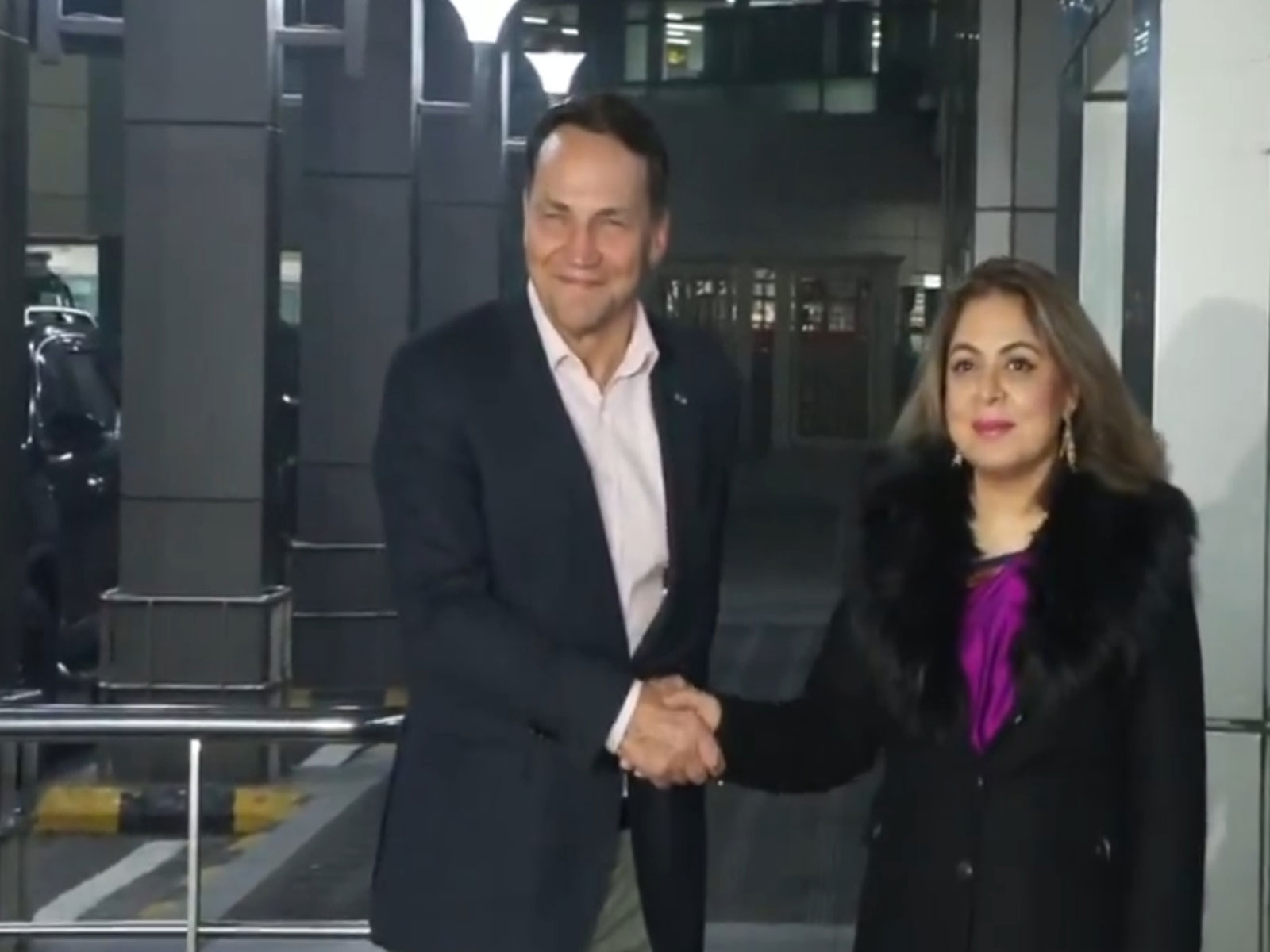Polish Deputy Prime Minister and Foreign Minister Radoslaw Sikorski with Additional Secretary, Pooja Kapur (Photo/ANI)